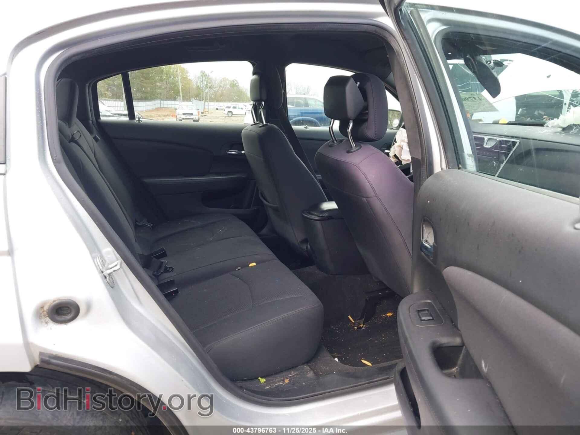 2012 CHRYSLER 200 - VIN: 1C3CCBBB3CN302862 - Photo 8