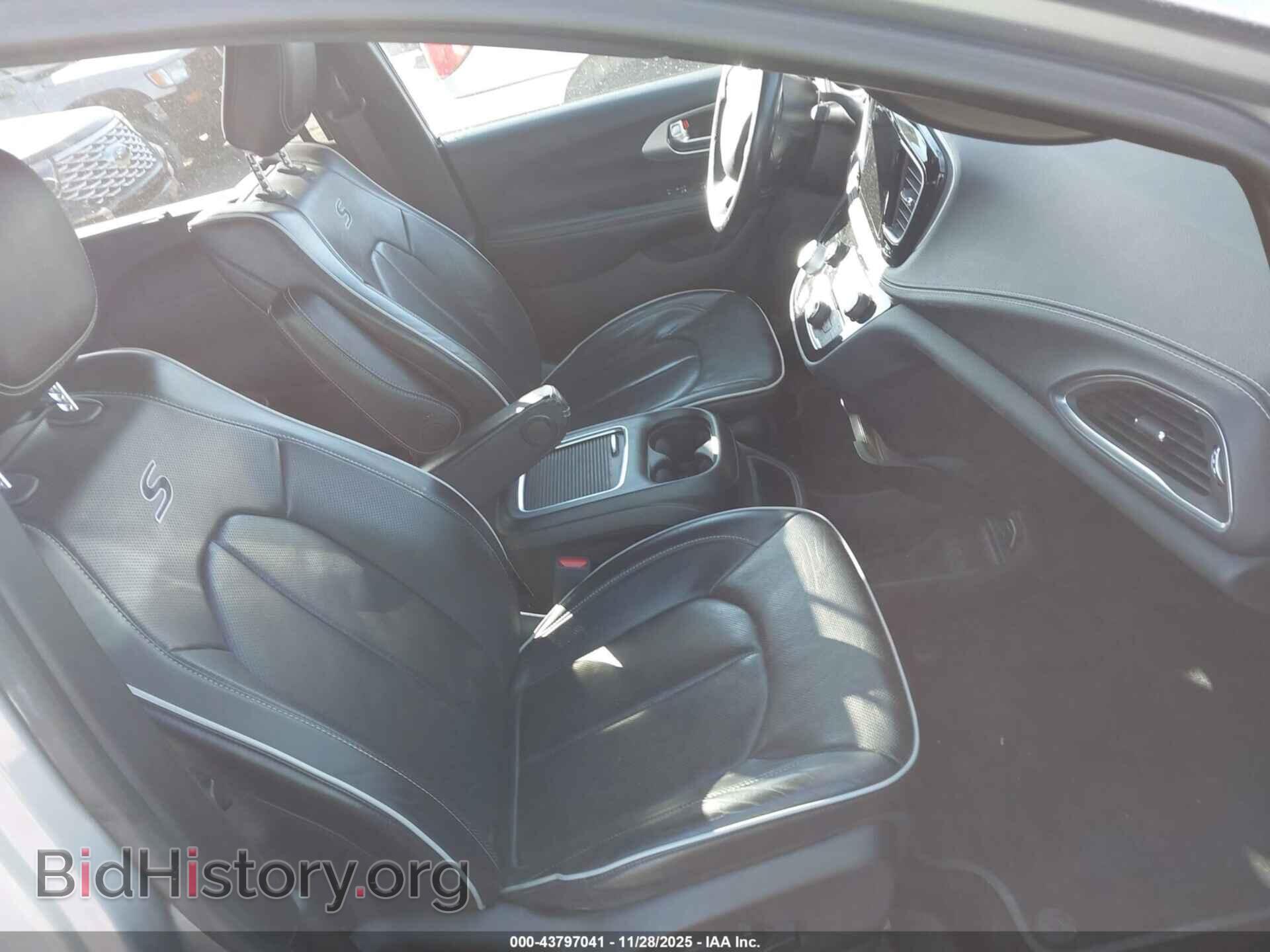 2020 CHRYSLER PACIFICA - VIN: 2C4RC1GG2LR109058 - Photo 5