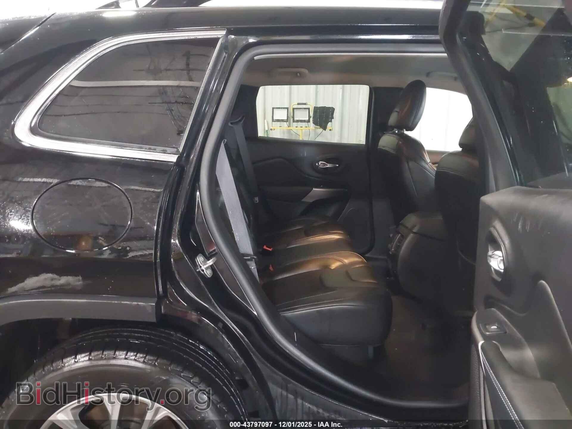 2019 JEEP CHEROKEE - VIN: 1C4PJMLX0KD484159 - Фото 8