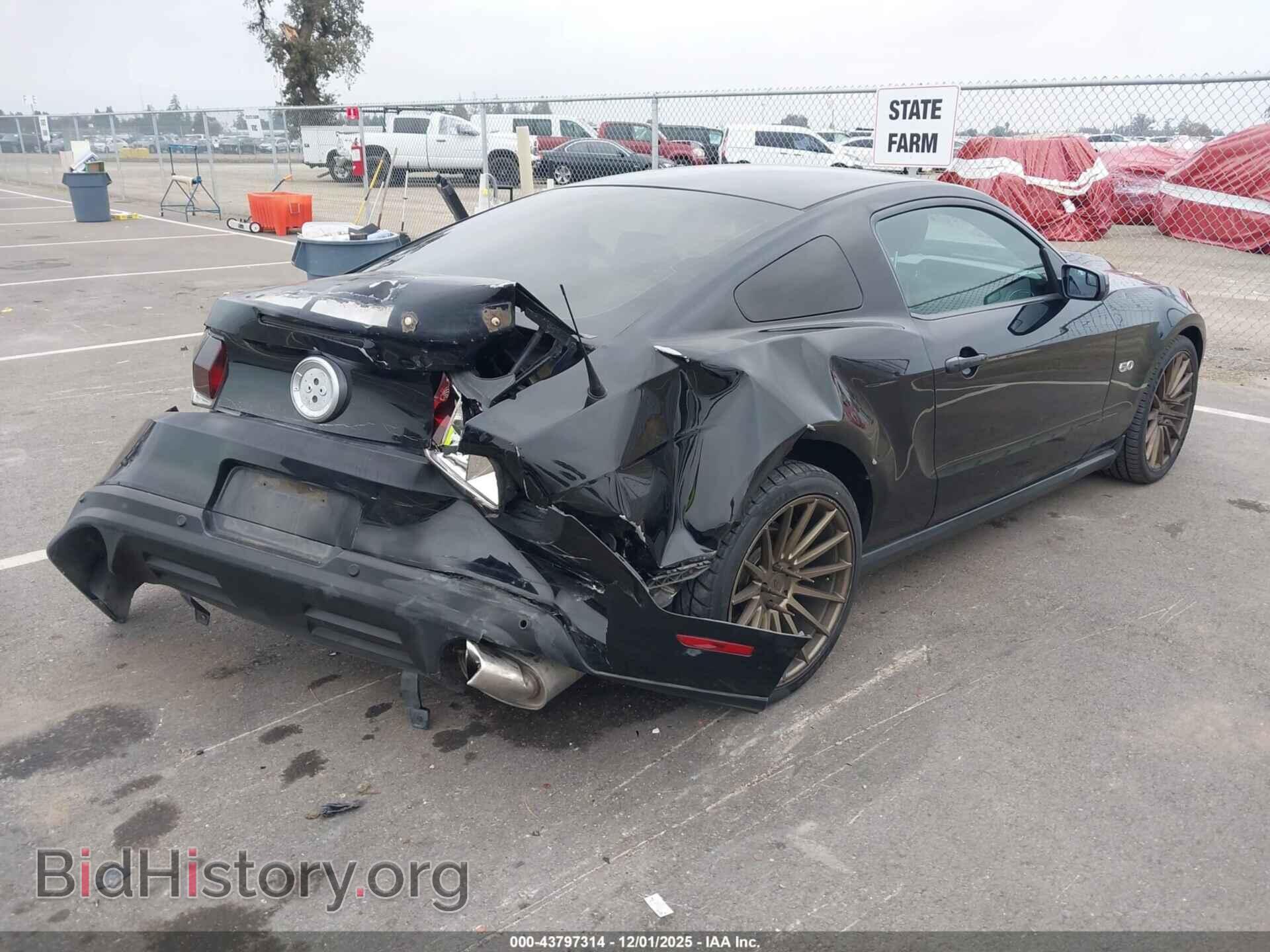 2011 FORD MUSTANG - VIN: 1ZVBP8CF0B5106308 - Фото 4