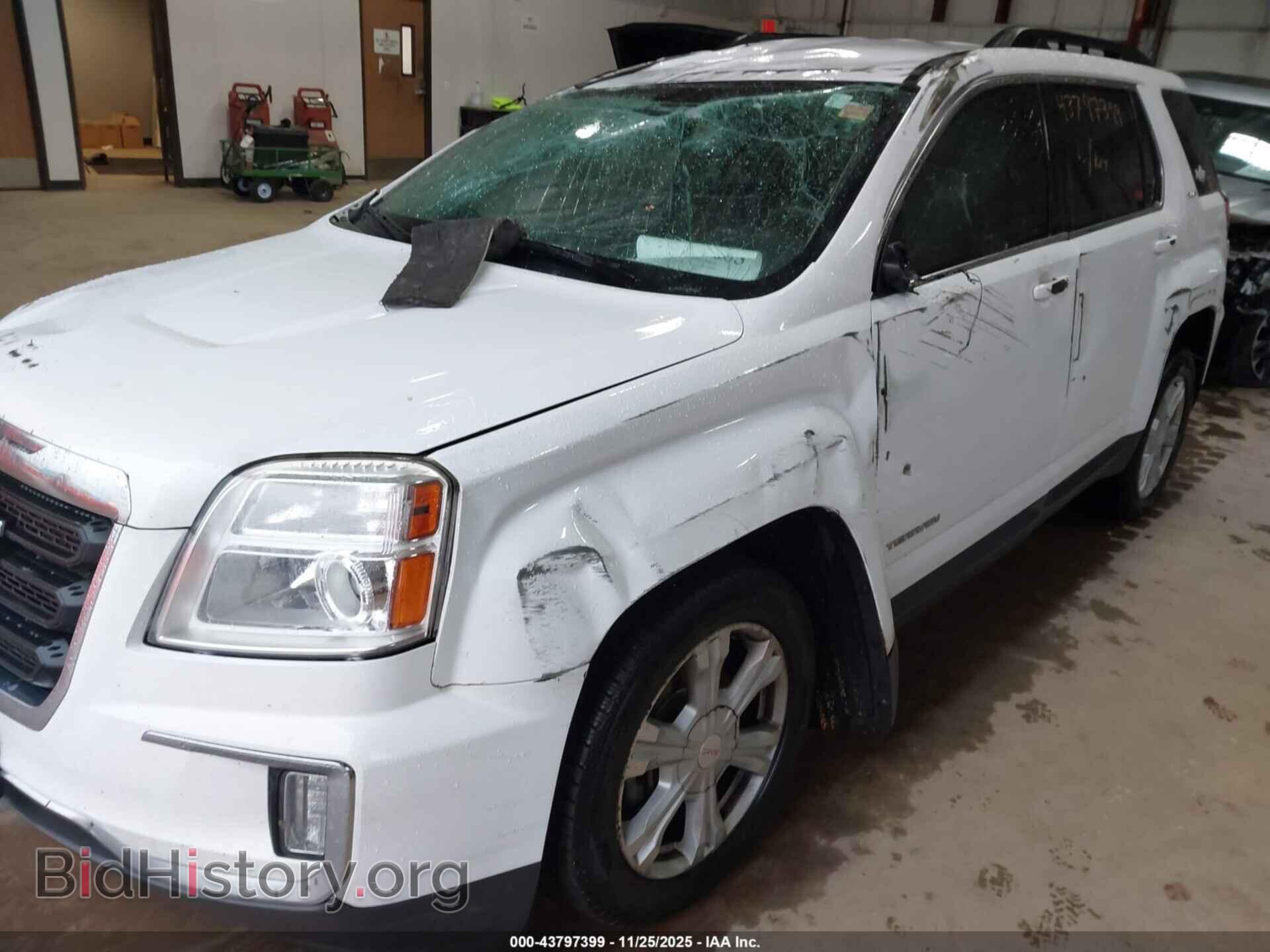 2017 GMC TERRAIN - VIN: 2GKFLTEK7H6127557 - Photo 2