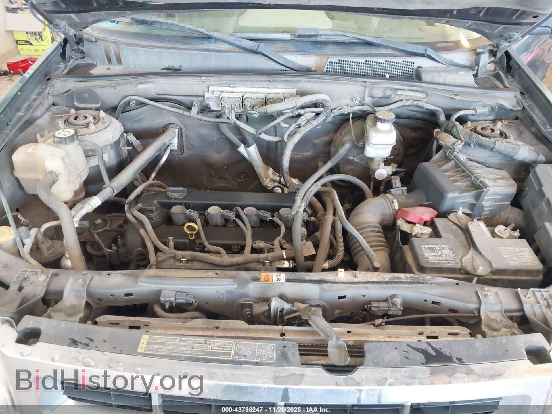 2010 FORD ESCAPE - VIN: 1FMCU0D73AKD11190 - Фото 10