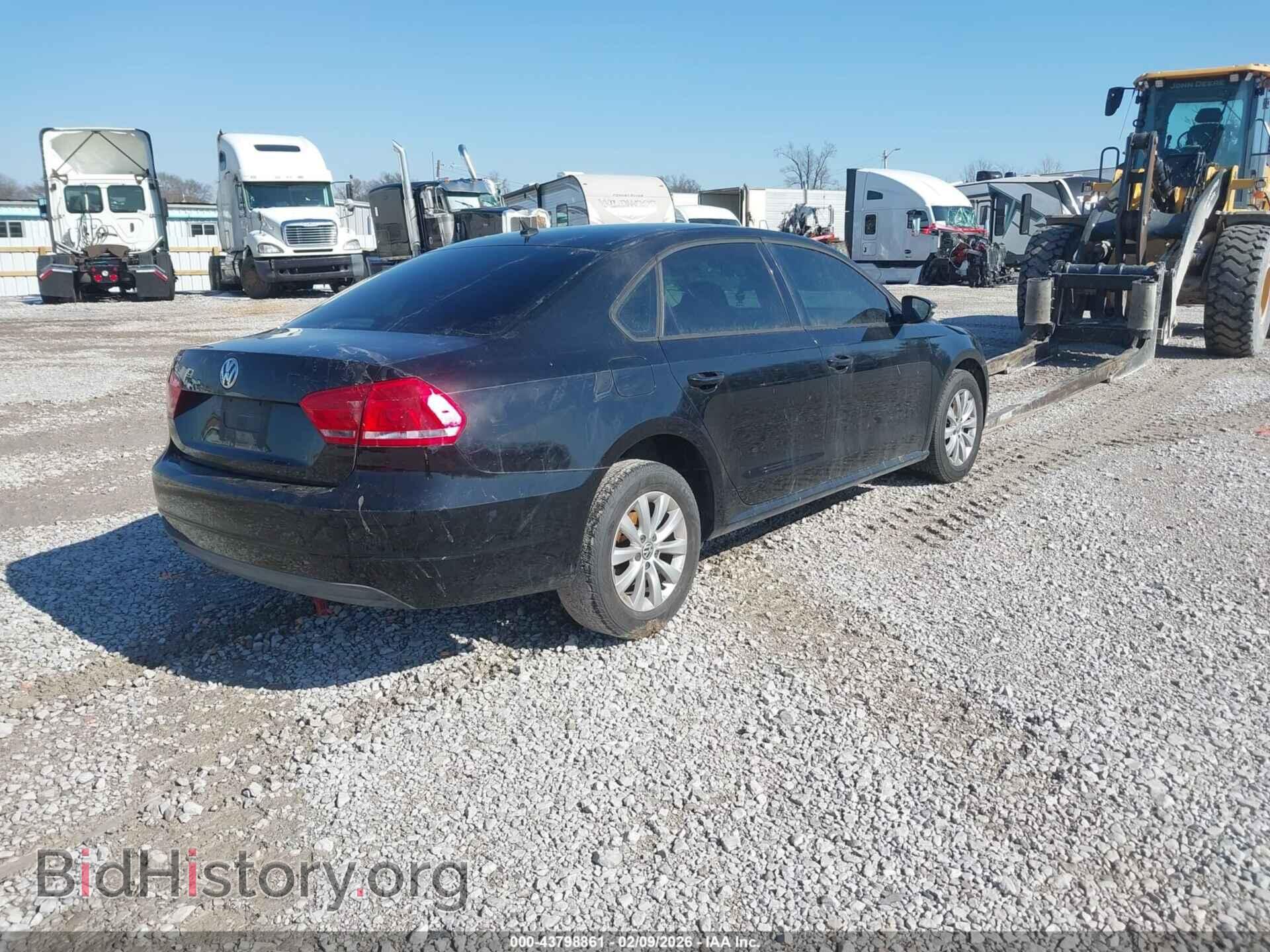 2012 VOLKSWAGEN PASSAT - VIN: 1VWAP7A37CC072685 - Фото 4