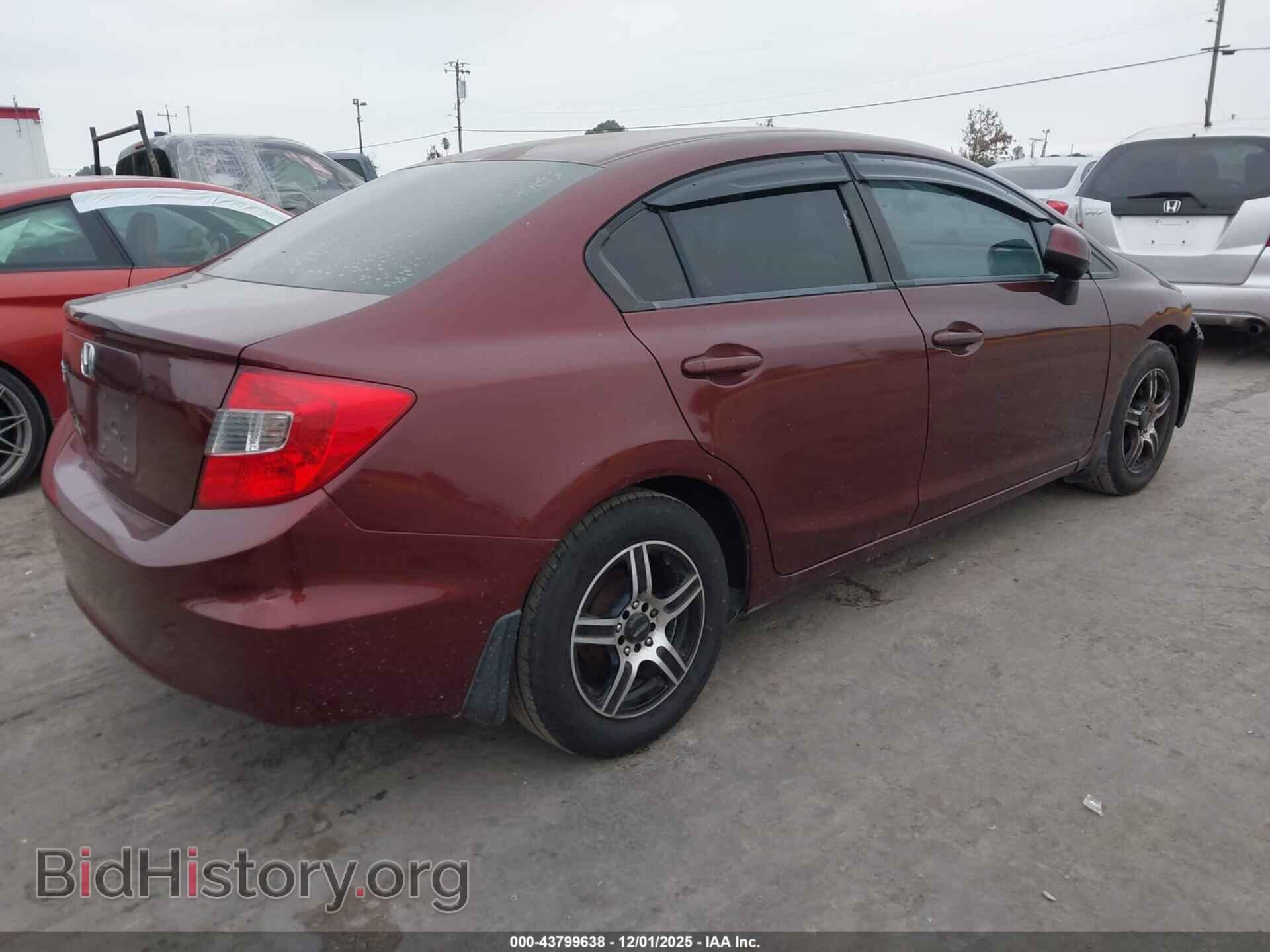 2012 HONDA CIVIC - VIN: 2HGFB2F55CH533868 - Фото 4
