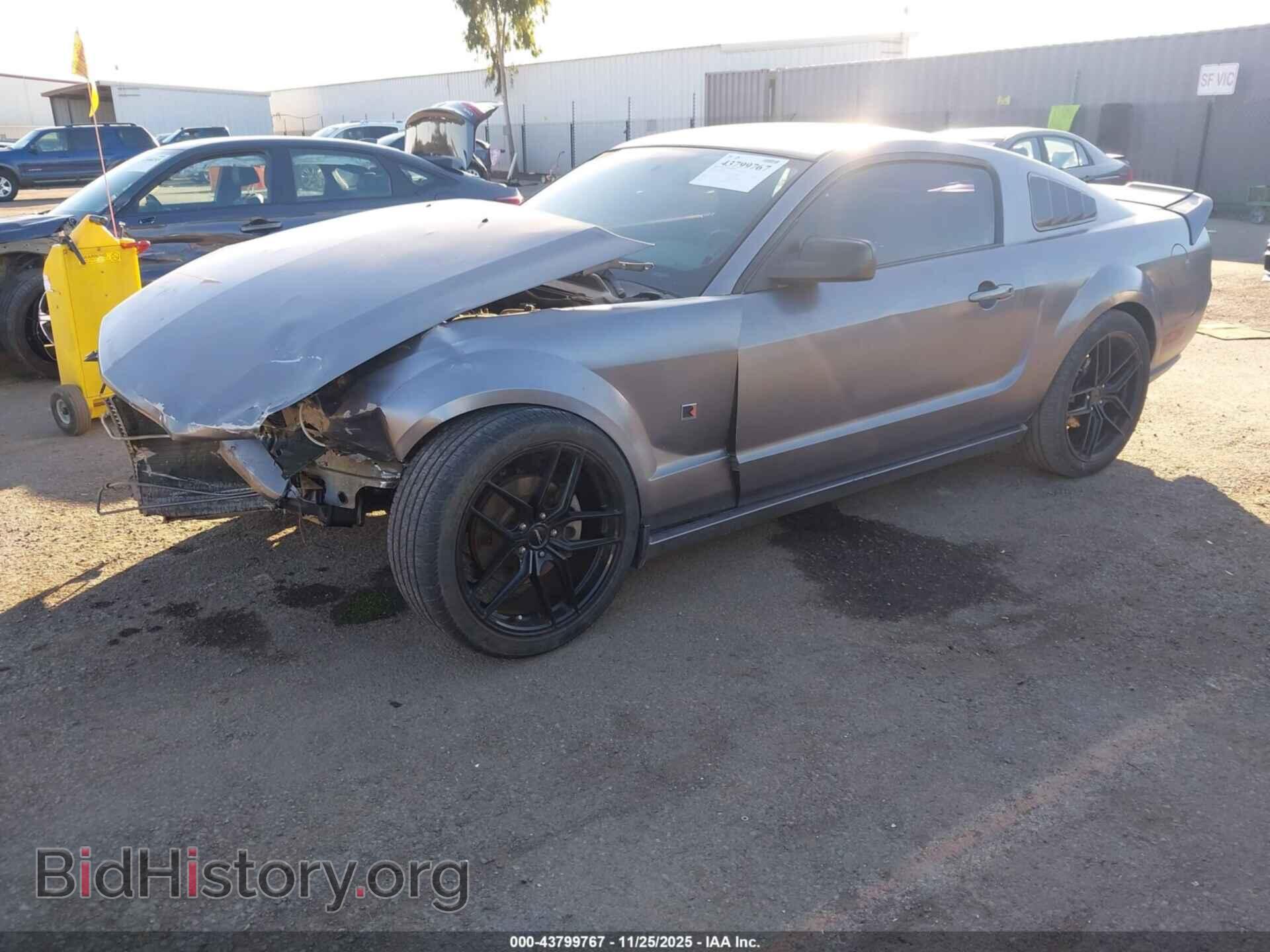 2006 FORD MUSTANG - VIN: 1ZVFT82H565153100 - Фото 2