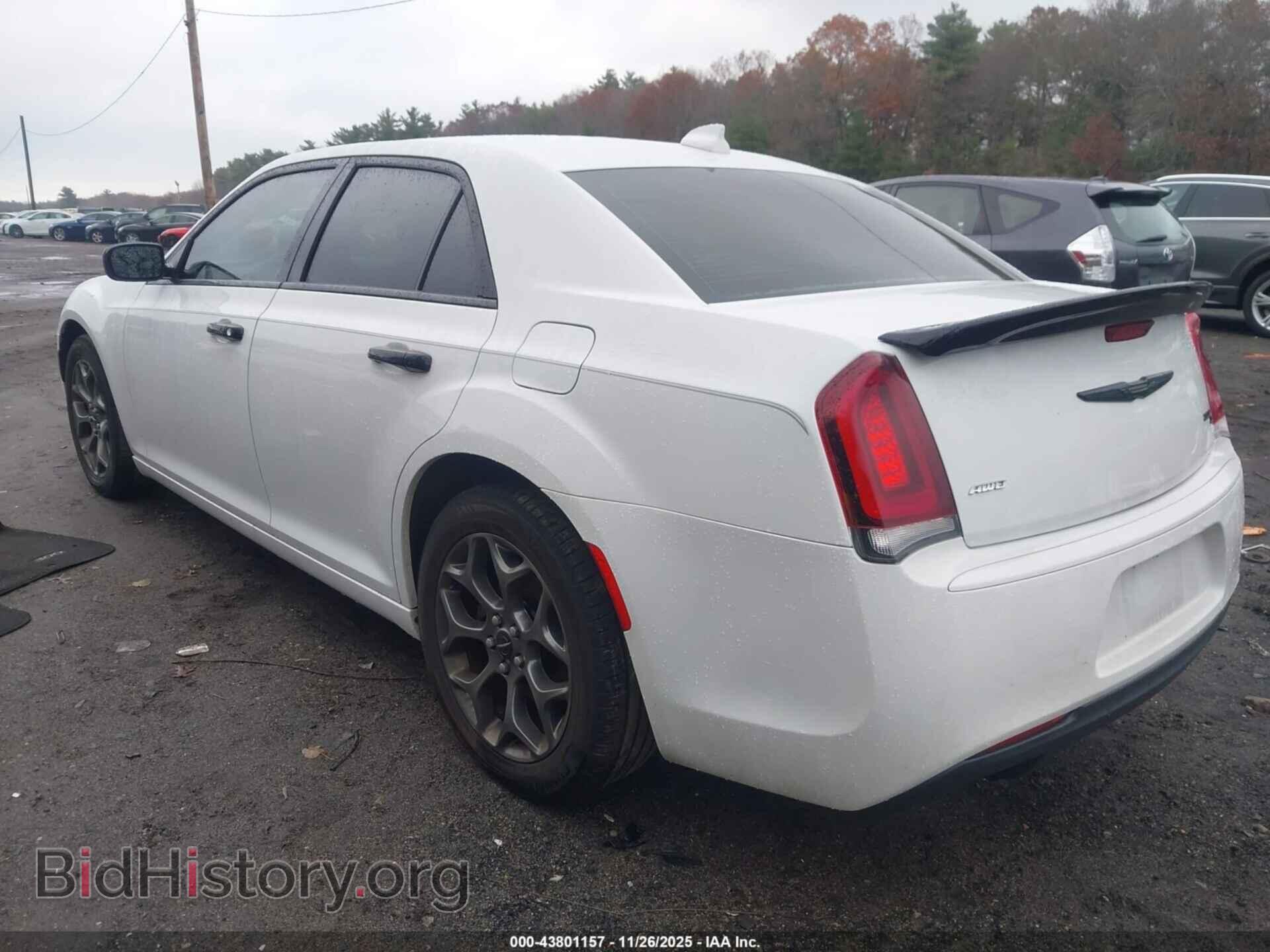 2017 CHRYSLER 300 - VIN: 2C3CCAGG1HH548565 - Фото 3