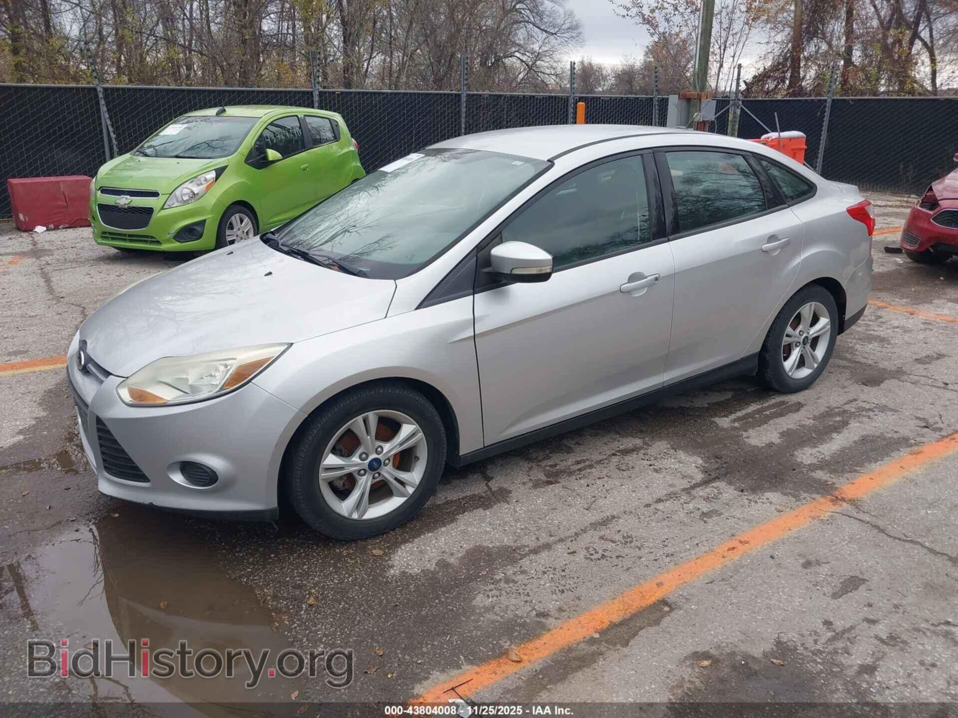 2014 FORD FOCUS - VIN: 1FADP3F2XEL420772 - Фото 2