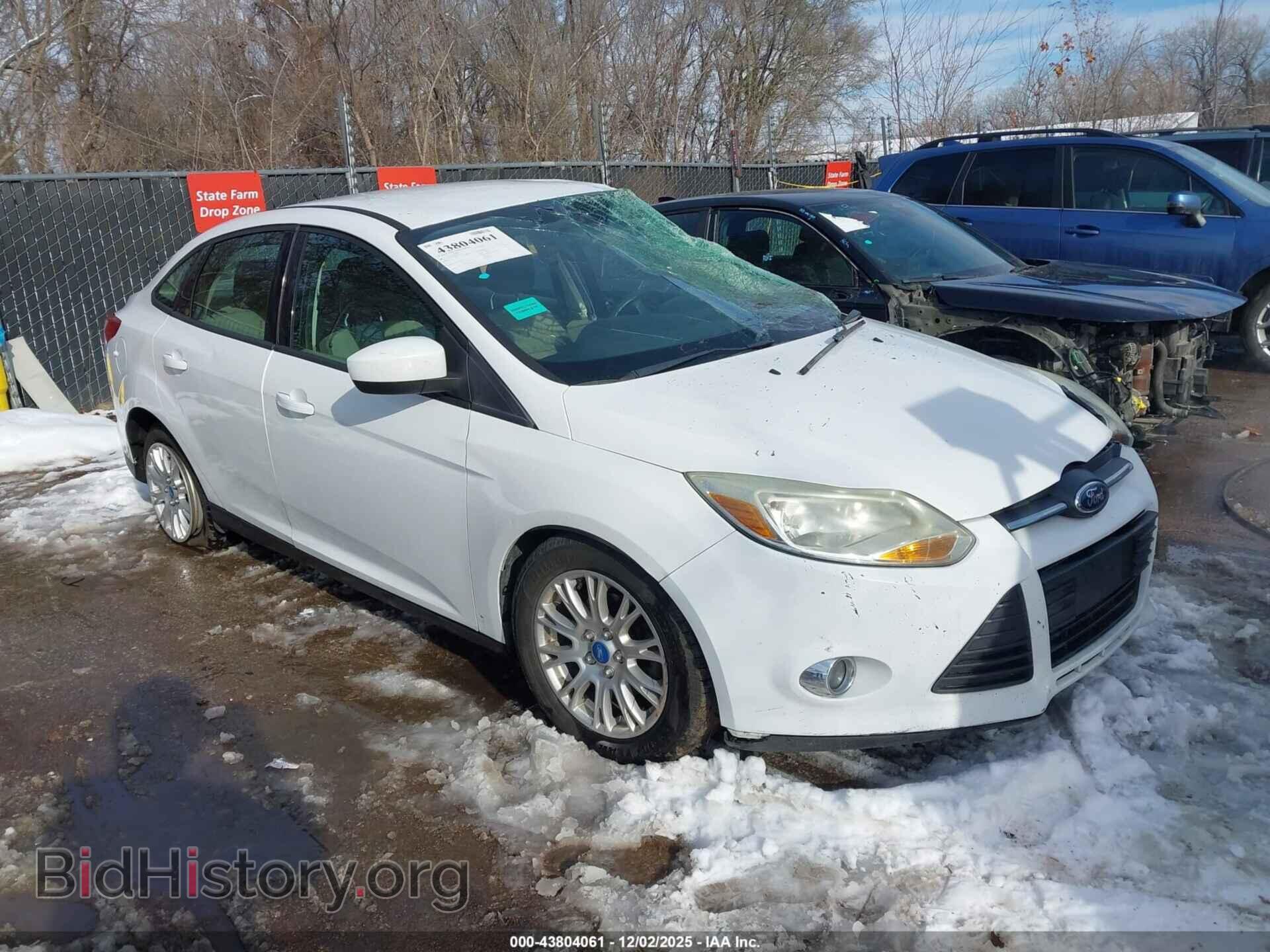 Photo 1FAHP3F21CL211113 - FORD FOCUS 2012