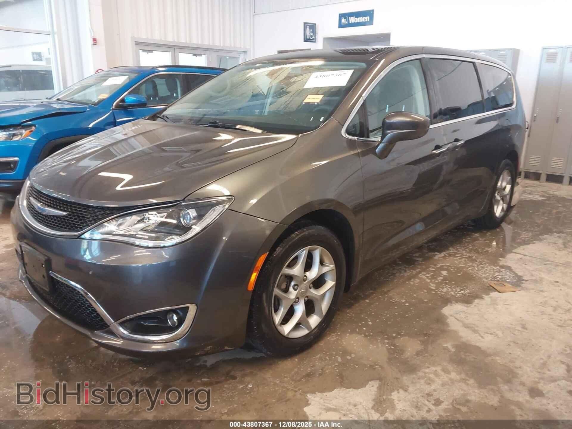 2018 CHRYSLER PACIFICA - VIN: 2C4RC1FG6JR294228 - Photo 2