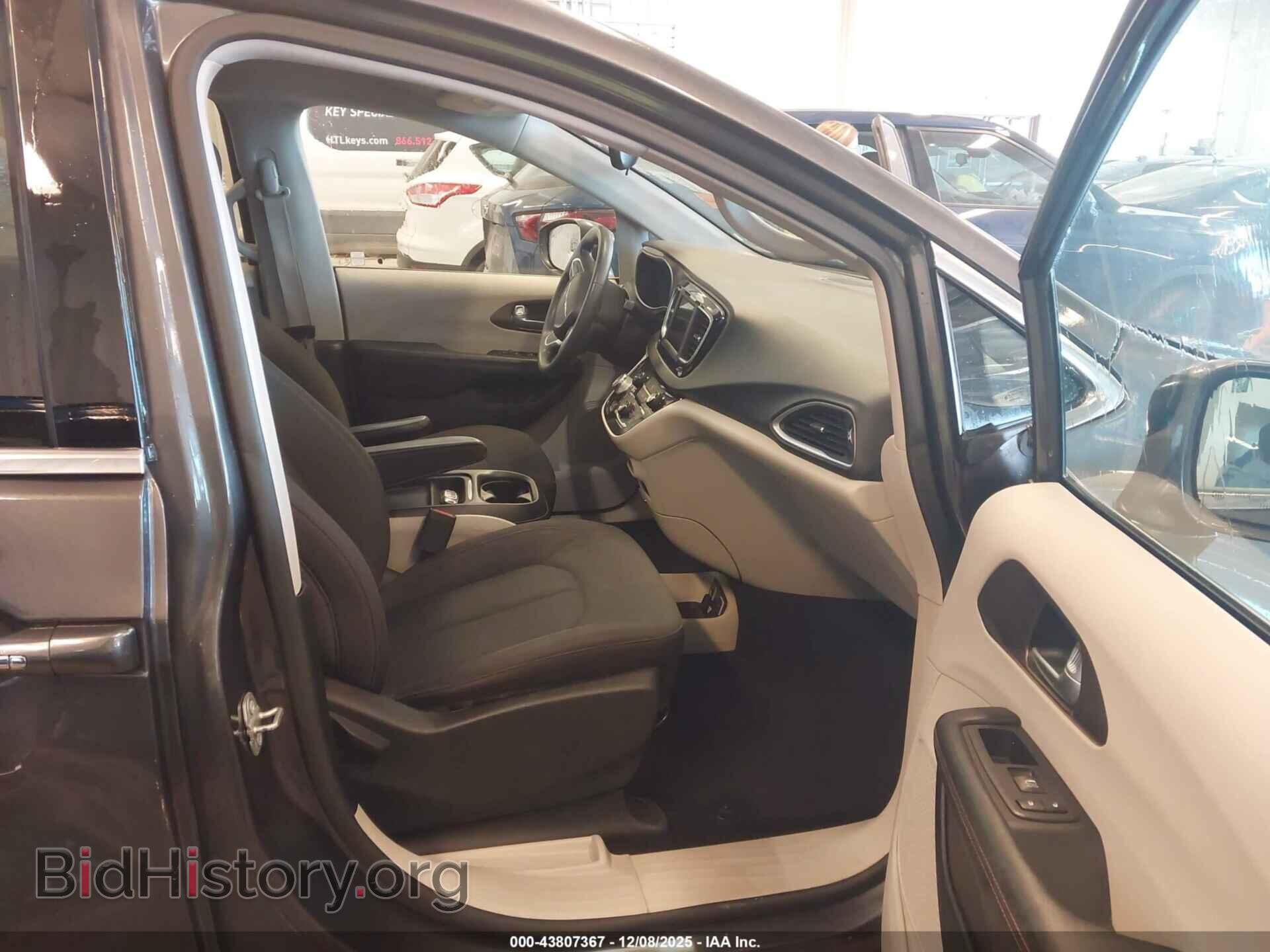 2018 CHRYSLER PACIFICA - VIN: 2C4RC1FG6JR294228 - Photo 5