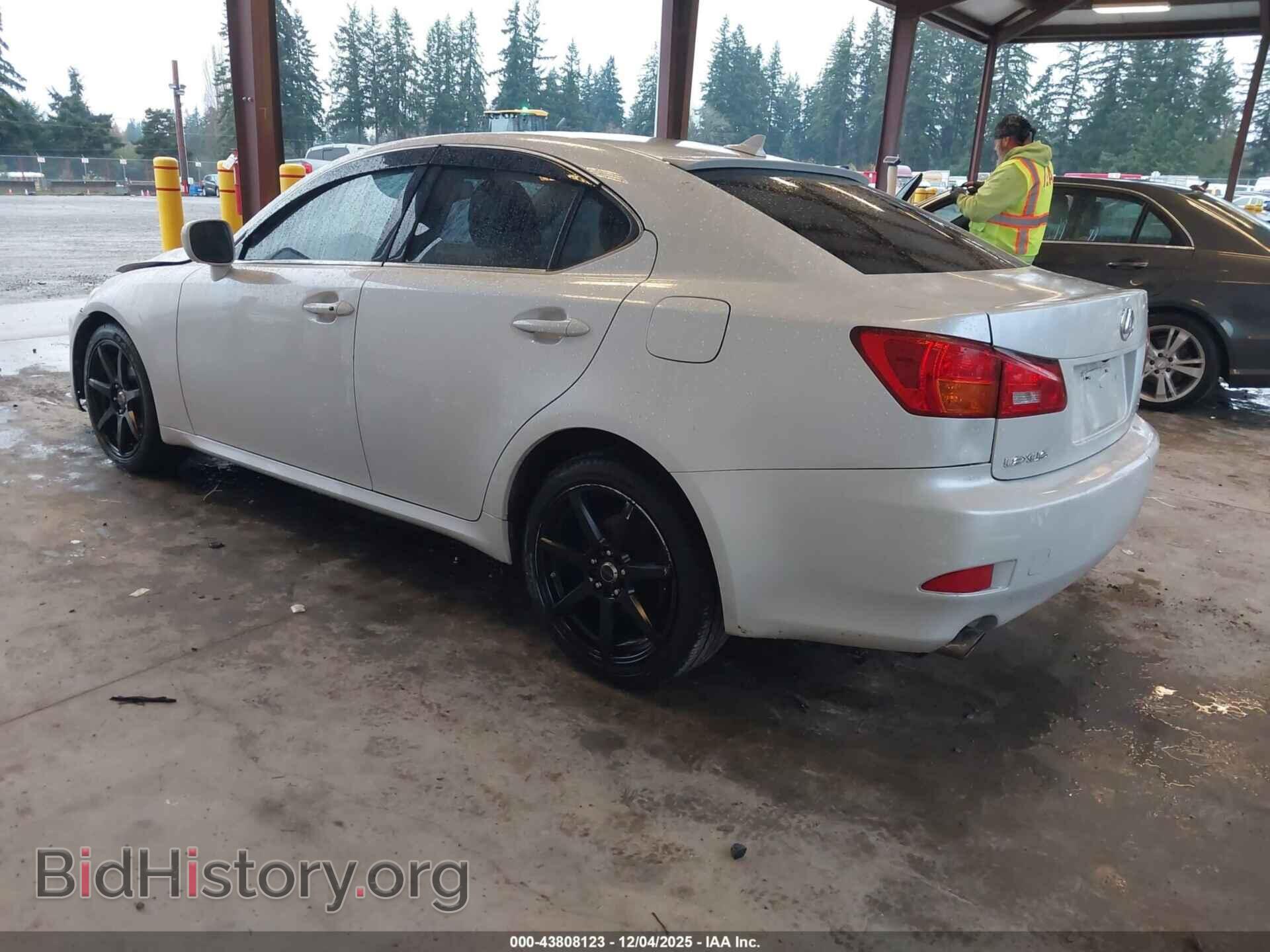 2008 LEXUS IS 250 - VIN: JTHCK262782024886 - Фото 3