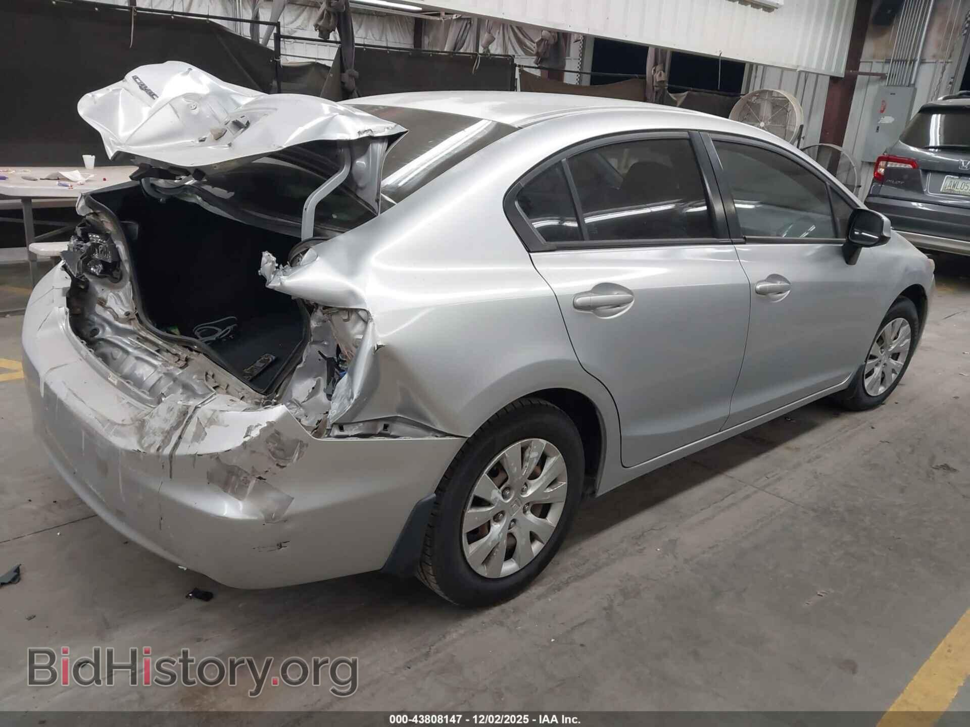 2012 HONDA CIVIC - VIN: 2HGFB2F56CH580911 - Фото 4