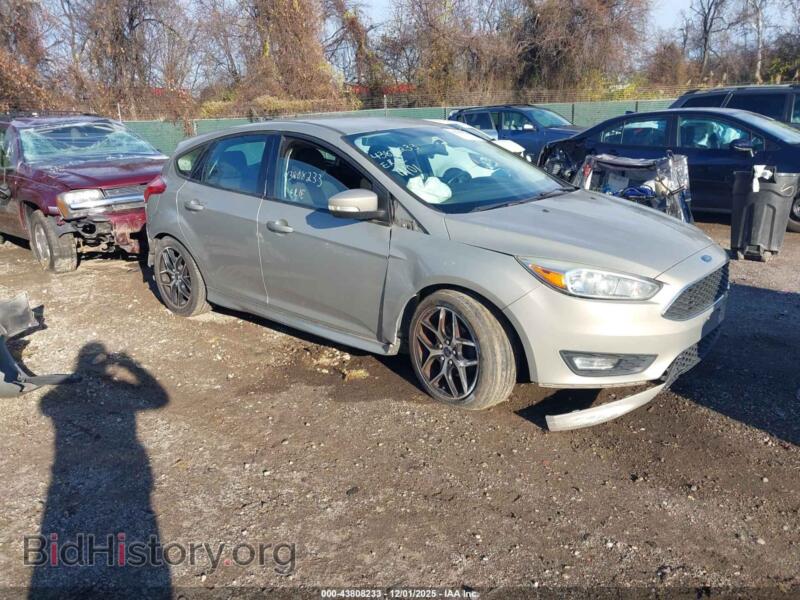 2015 Ford FOCUS SE (VIN 1FADP3K23FL298750) — фото 1 из 17, IAAI, повреждение: левая задняя часть