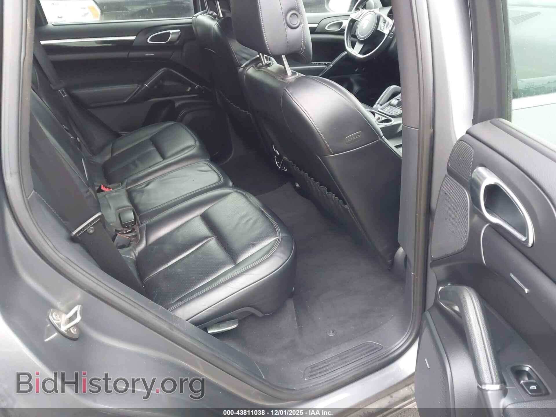 2012 PORSCHE CAYENNE - VIN: WP1AA2A21CLA02886 - Фото 8