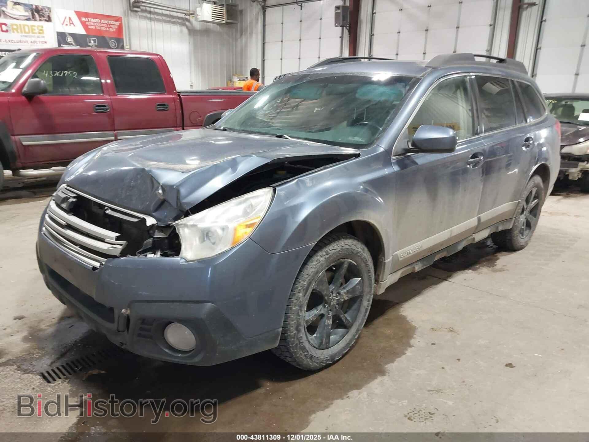 2014 SUBARU OUTBACK - VIN: 4S4BRCCC8E3301204 - Фото 2
