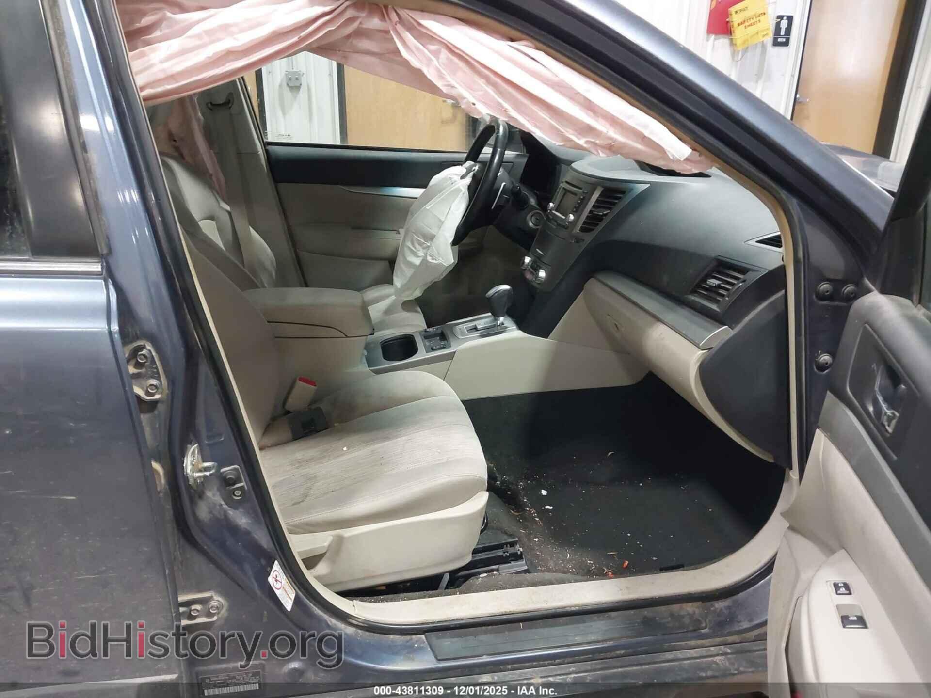 2014 SUBARU OUTBACK - VIN: 4S4BRCCC8E3301204 - Фото 5
