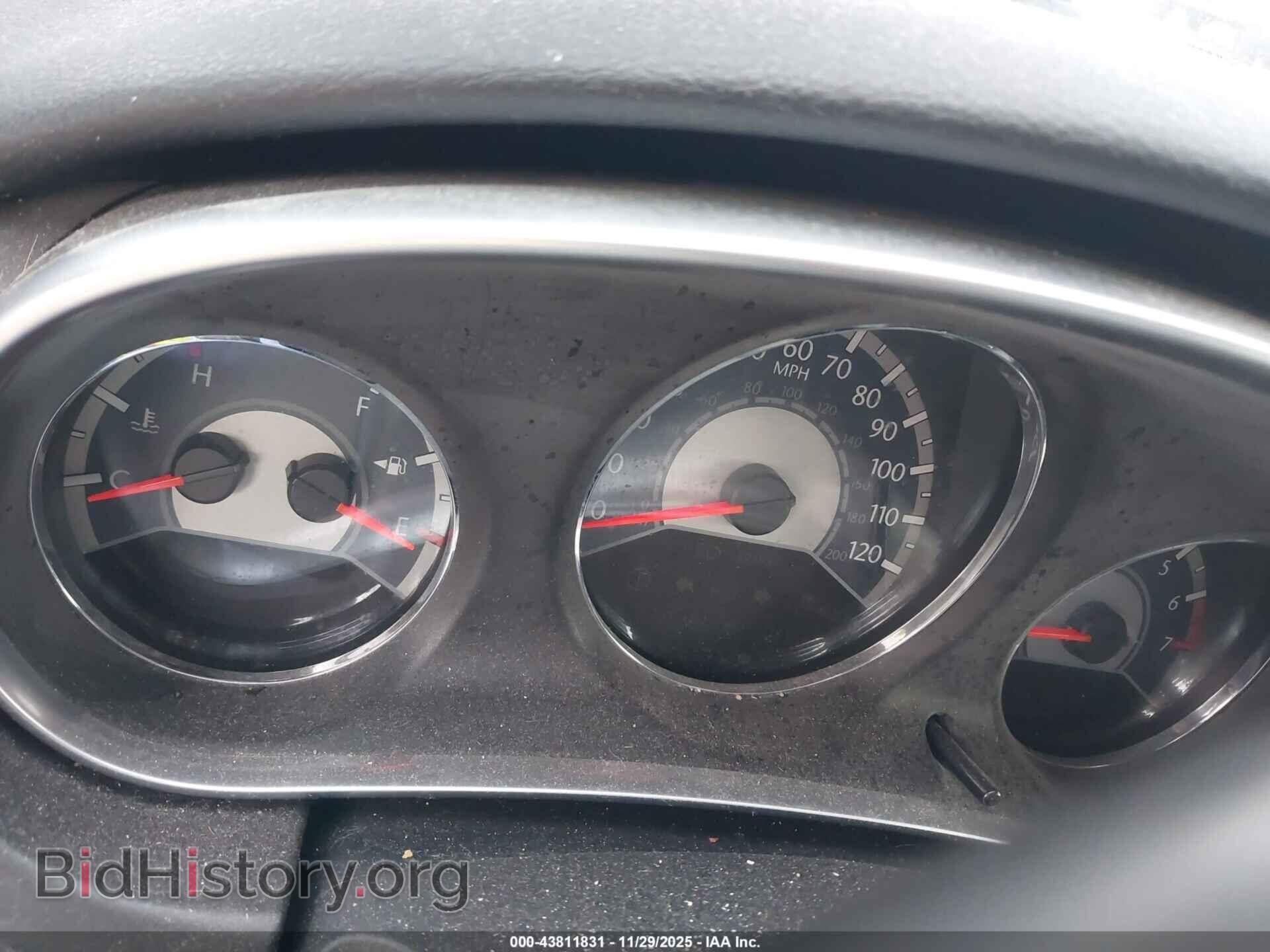 2011 CHRYSLER 200 - VIN: 1C3BC8FG8BN566954 - Фото 7