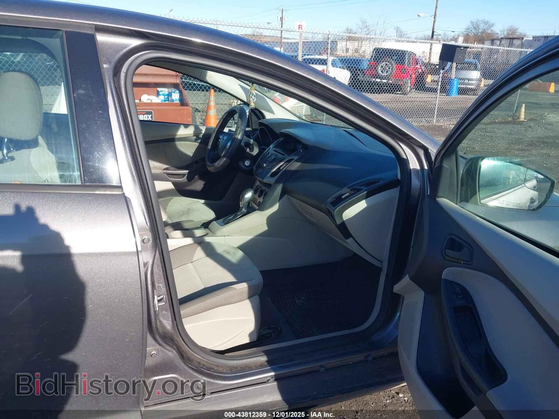 2012 FORD FOCUS - VIN: 1FAHP3F27CL240857 - Photo 5