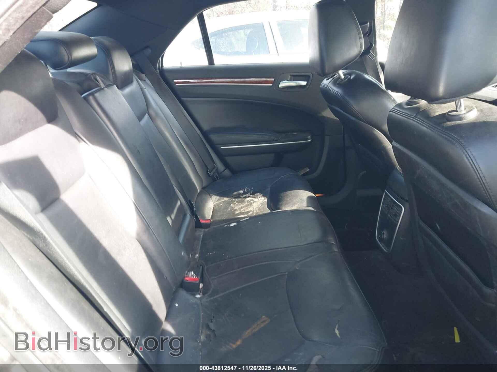 2014 CHRYSLER 300 - VIN: 2C3CCAAGXEH289188 - Фото 8