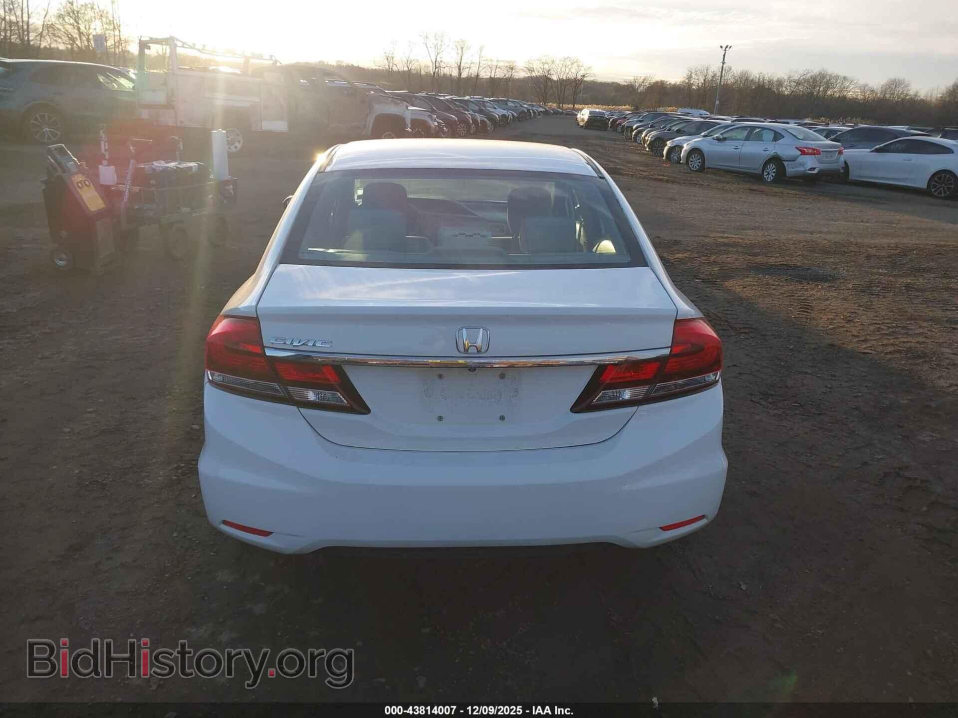2014 HONDA CIVIC - VIN: 19XFB2F5XEE226435 - Фото 16