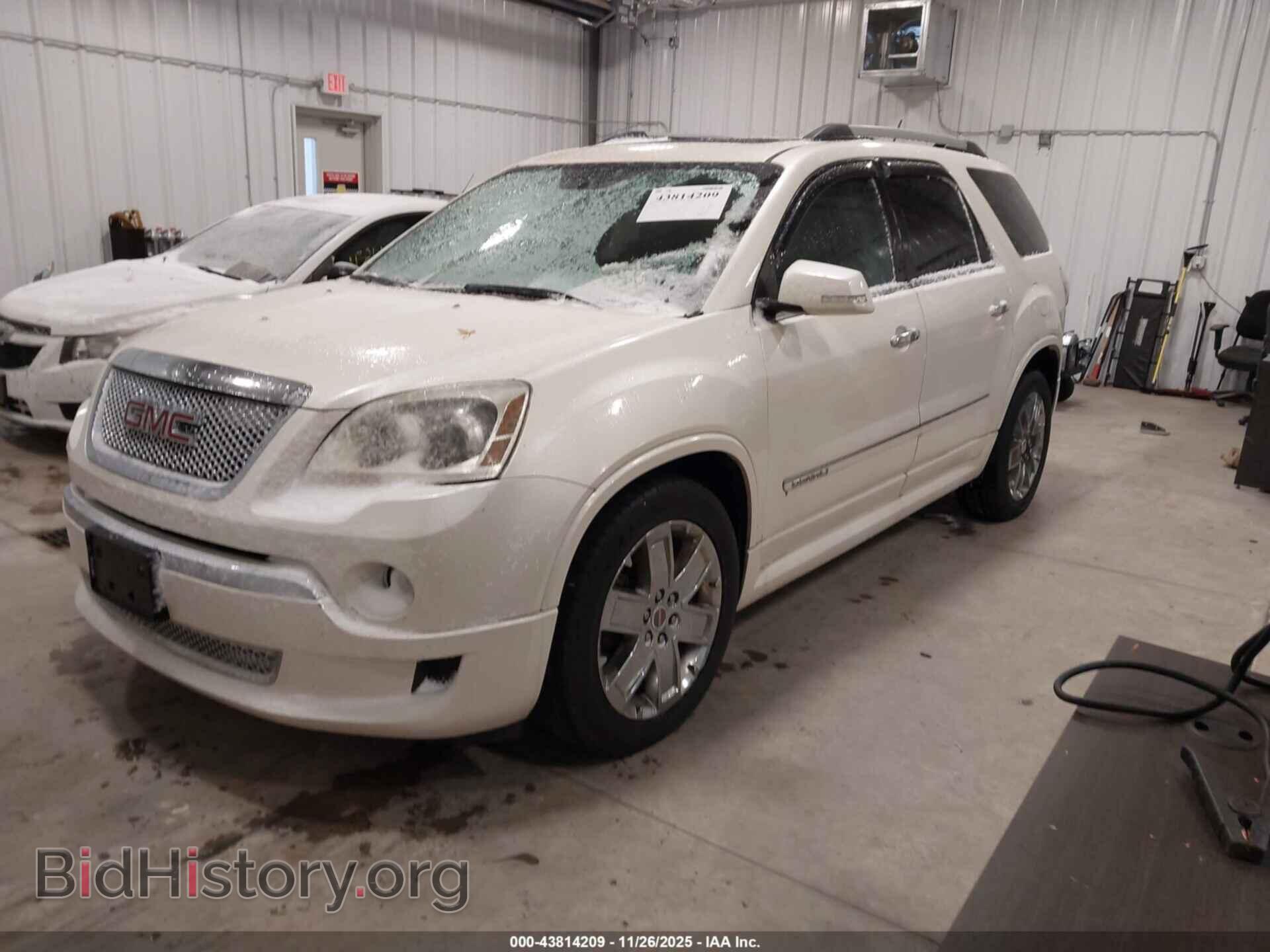 2011 GMC ACADIA - VIN: 1GKKVTED7BJ369897 - Фото 2
