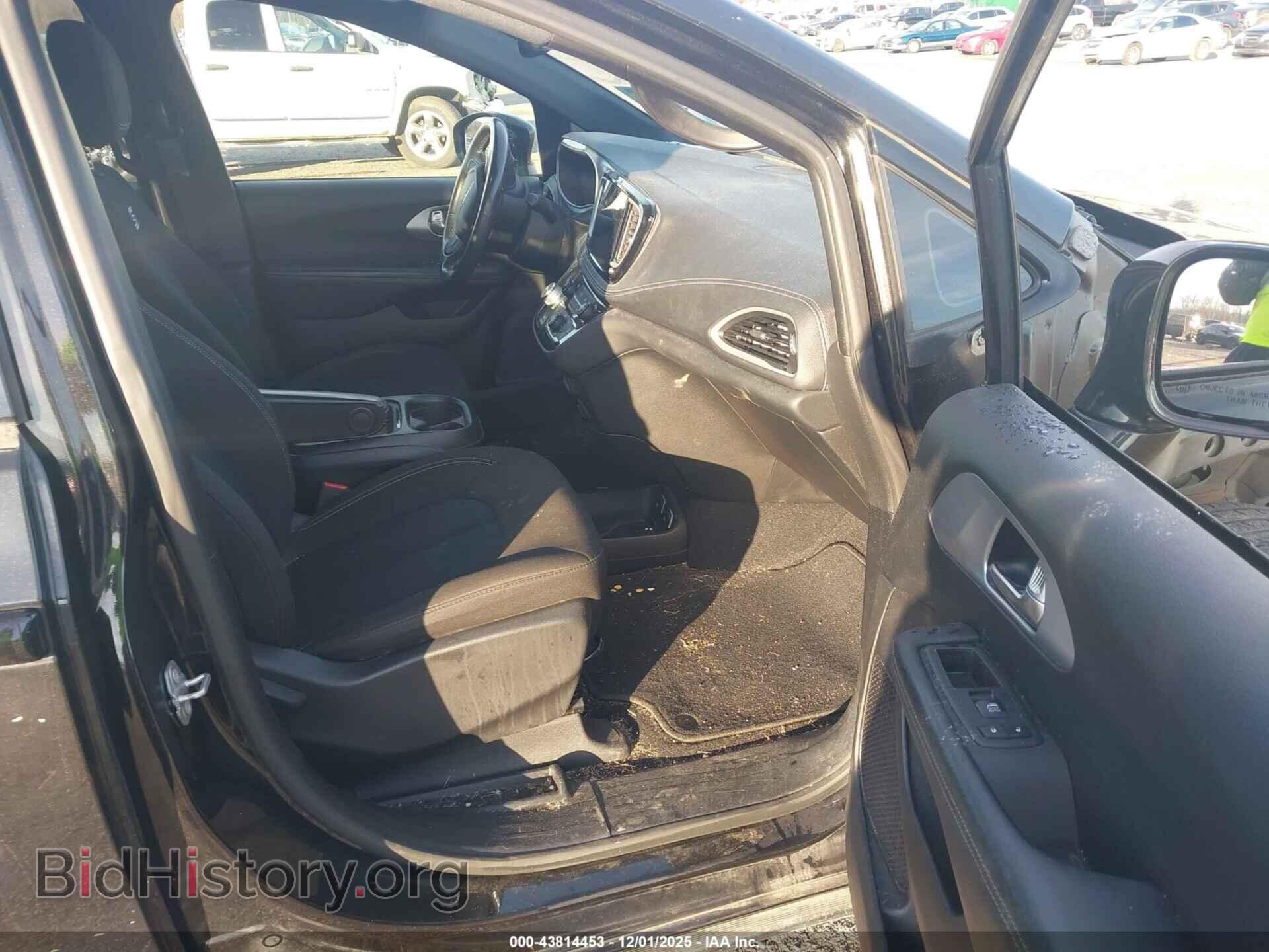 2021 CHRYSLER PACIFICA - VIN: 2C4RC1FG5MR556633 - Photo 5