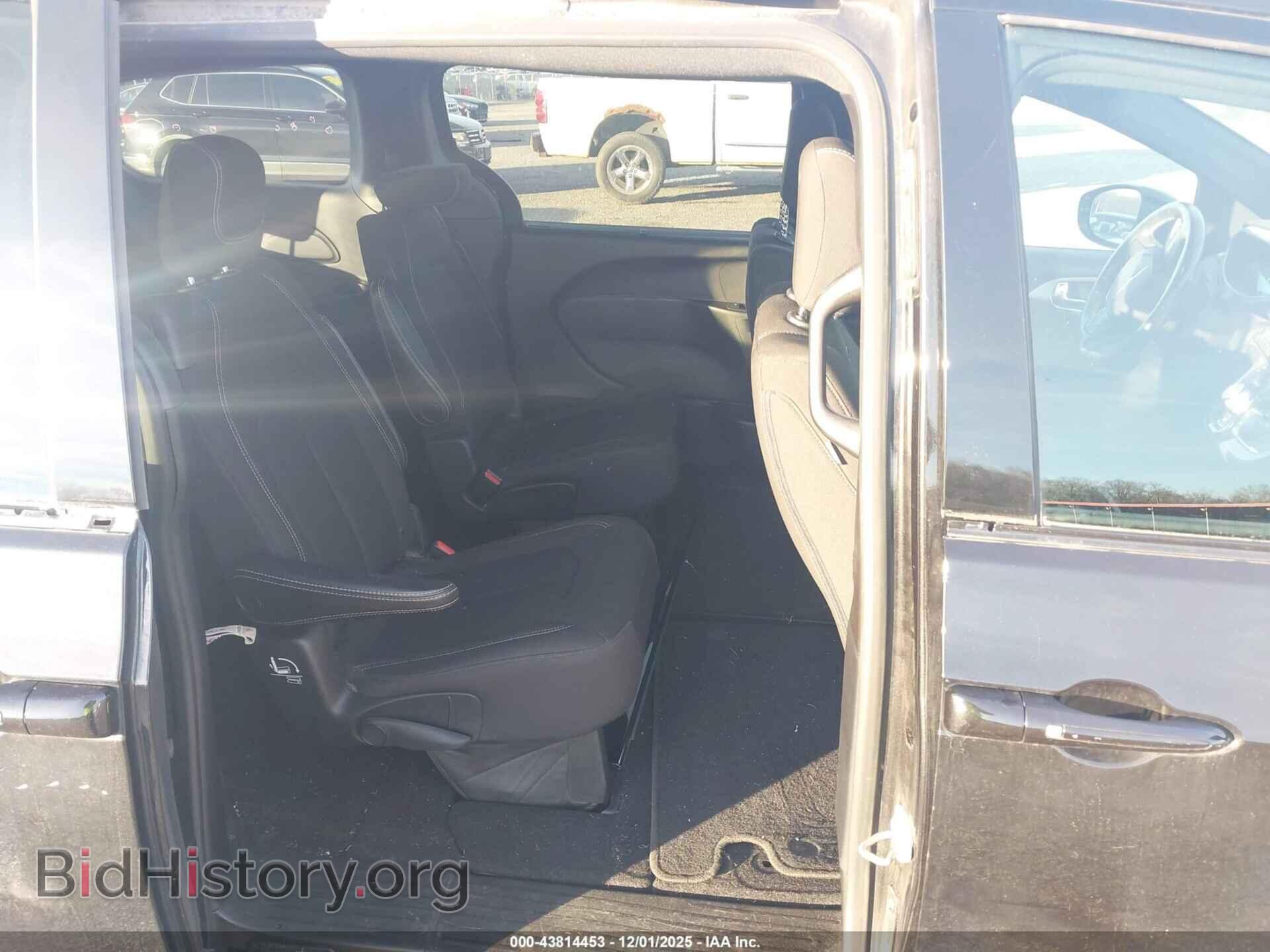 2021 CHRYSLER PACIFICA - VIN: 2C4RC1FG5MR556633 - Photo 8