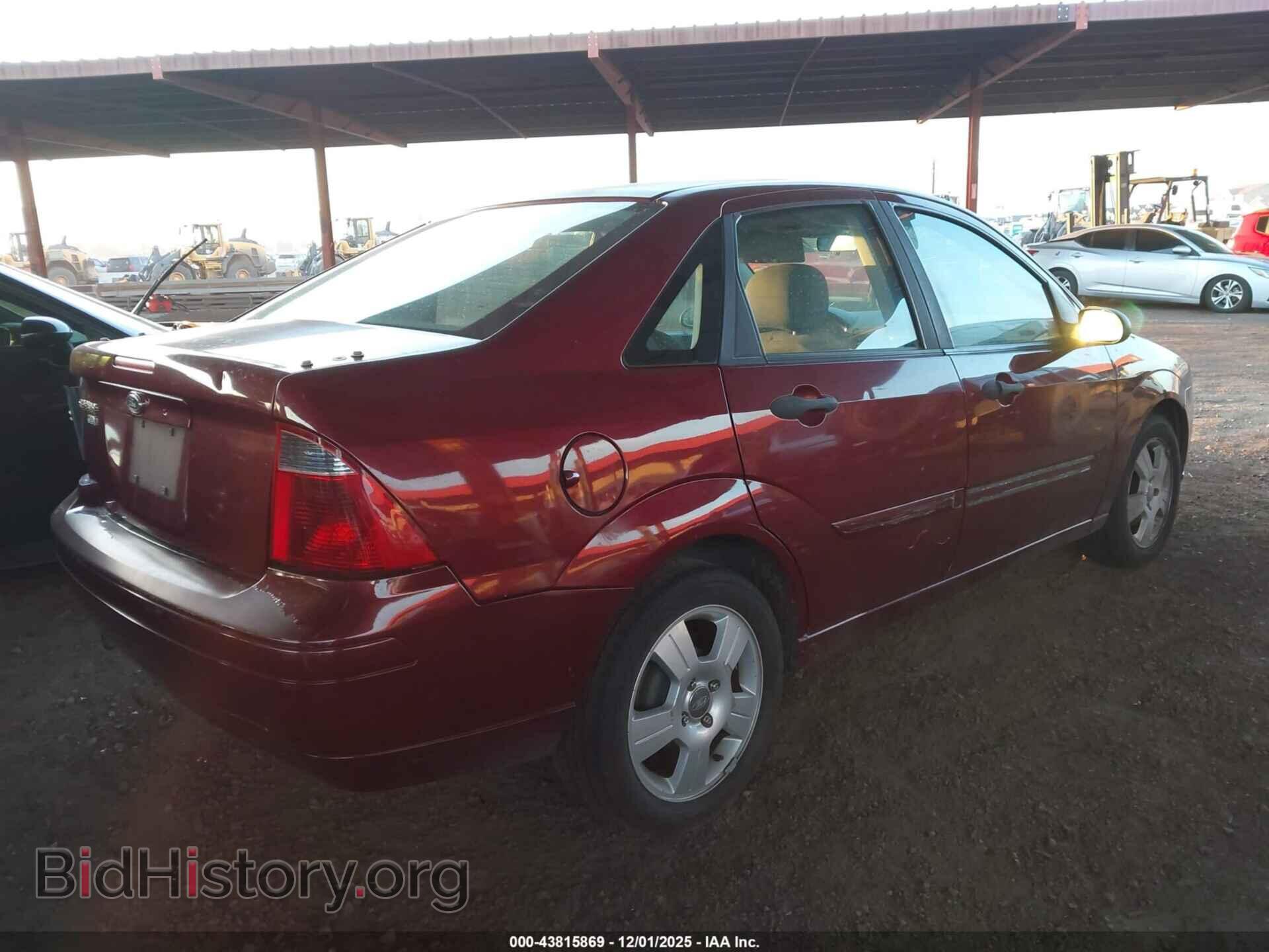 2007 FORD FOCUS - VIN: 1FAHP34N97W361603 - Фото 4