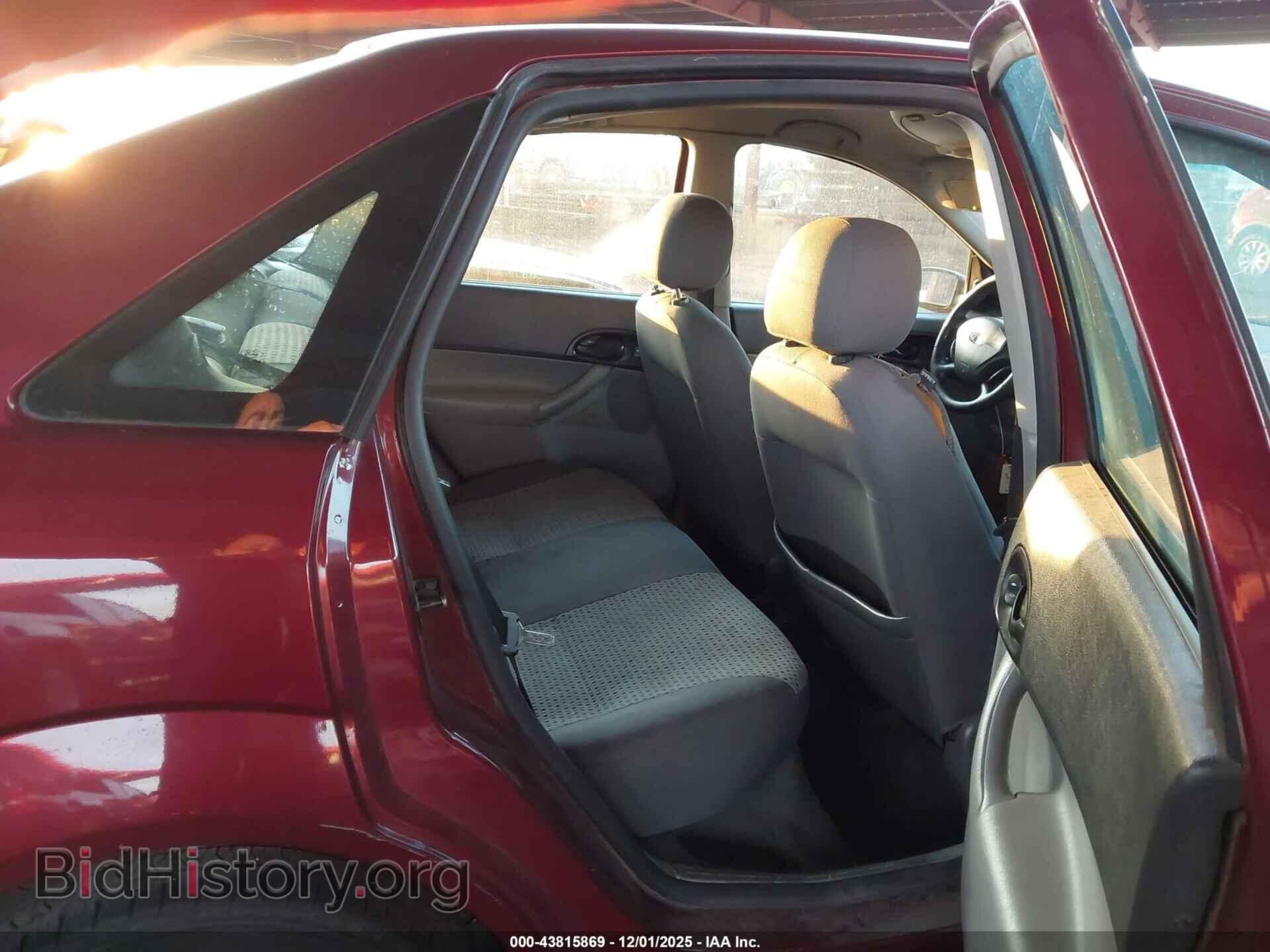 2007 FORD FOCUS - VIN: 1FAHP34N97W361603 - Фото 8