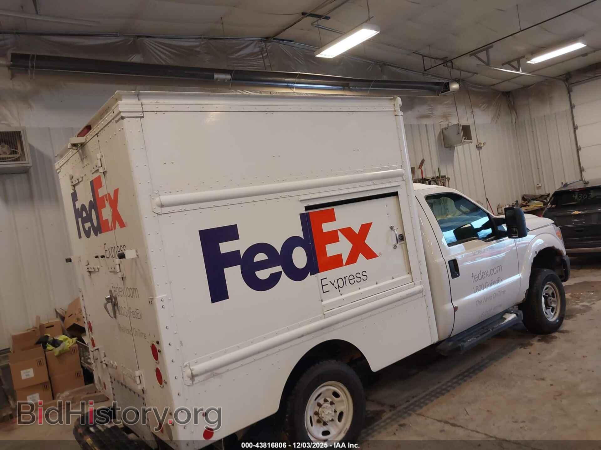 2015 FORD F-250 - VIN: 1FDBF2B6XFED21667 - Фото 4