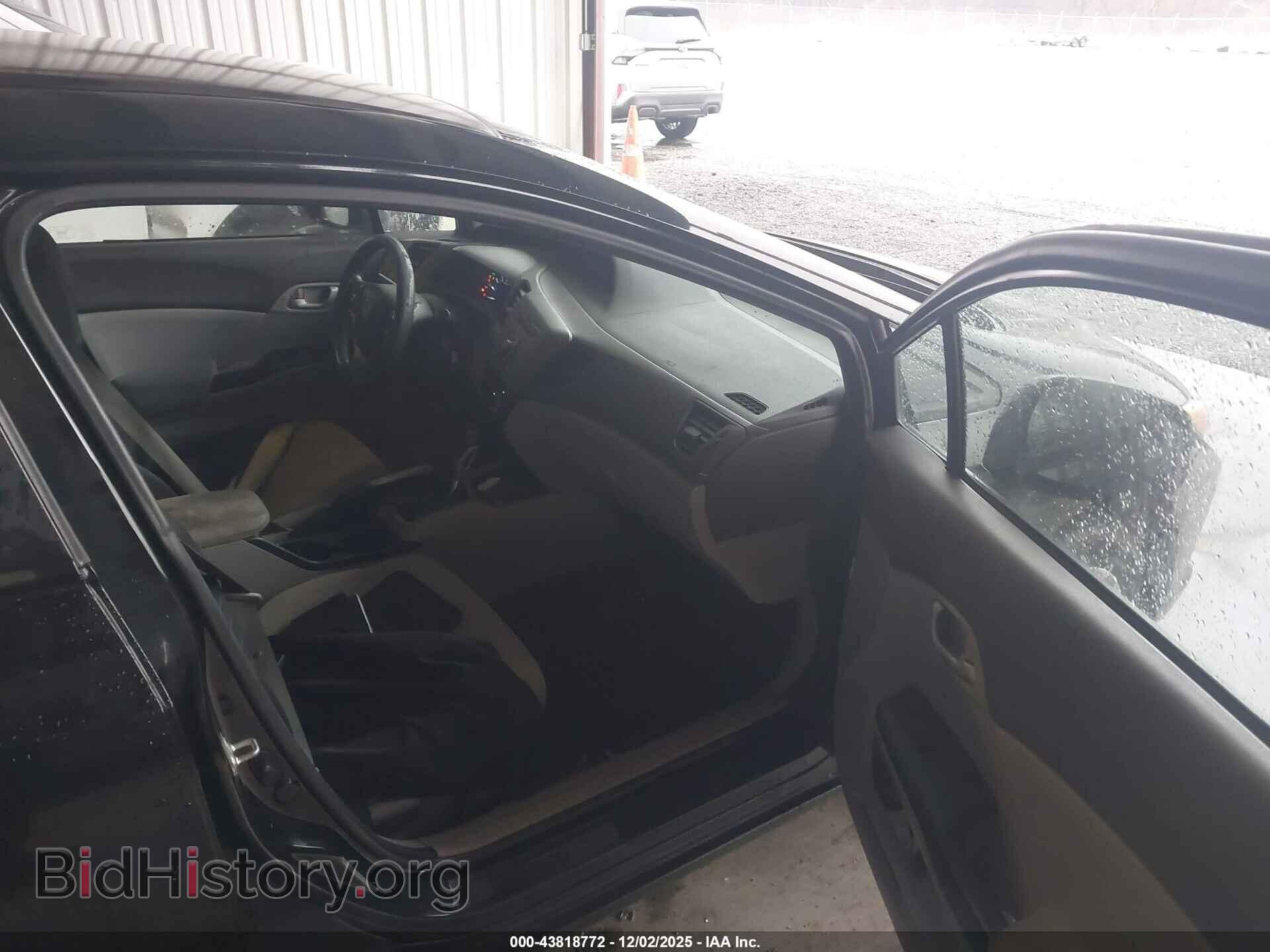2012 HONDA CIVIC - VIN: 19XFB2F53CE082689 - Фото 5