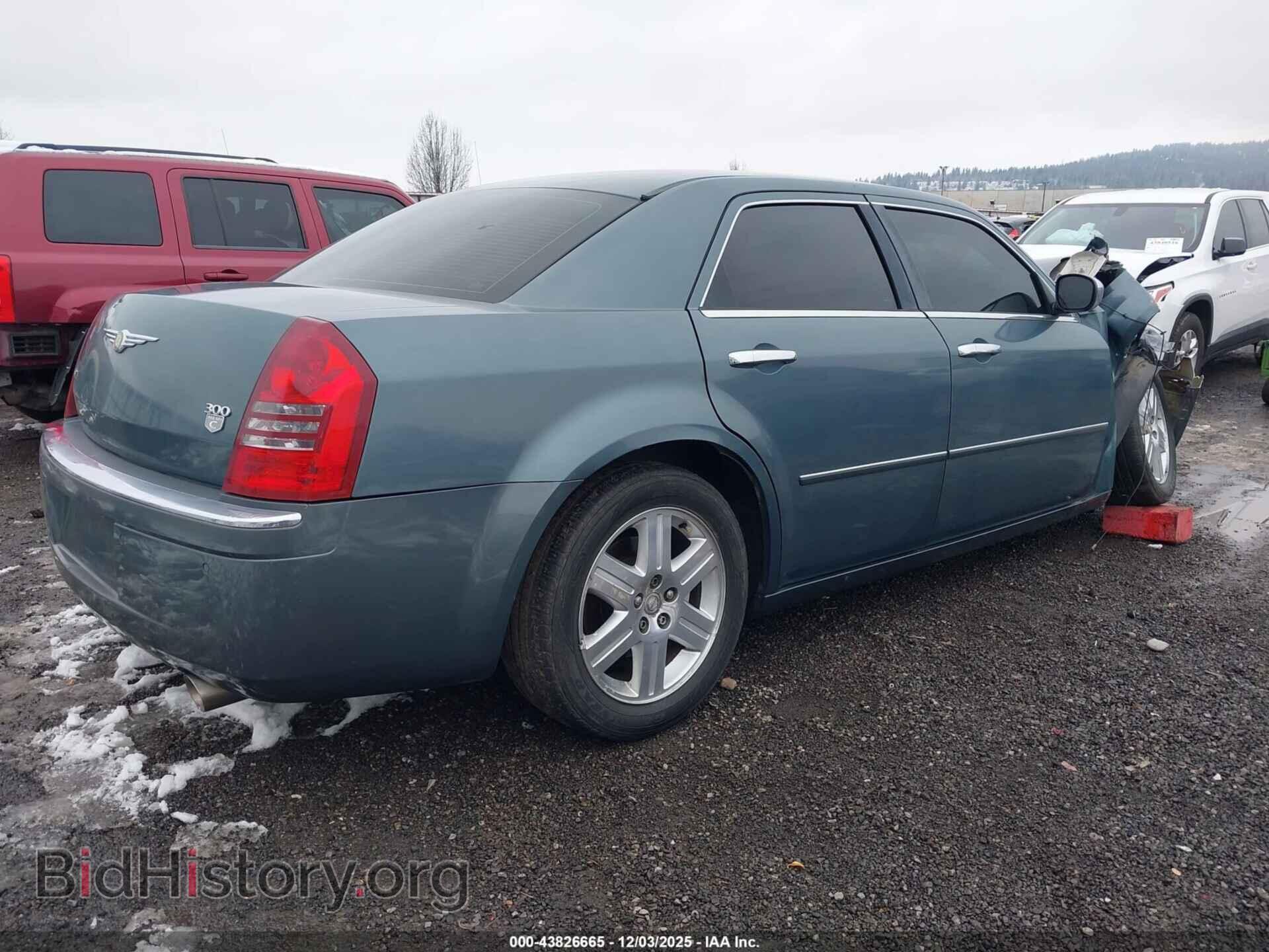 2005 CHRYSLER 300C - VIN: 2C3AK63H25H629849 - Фото 4