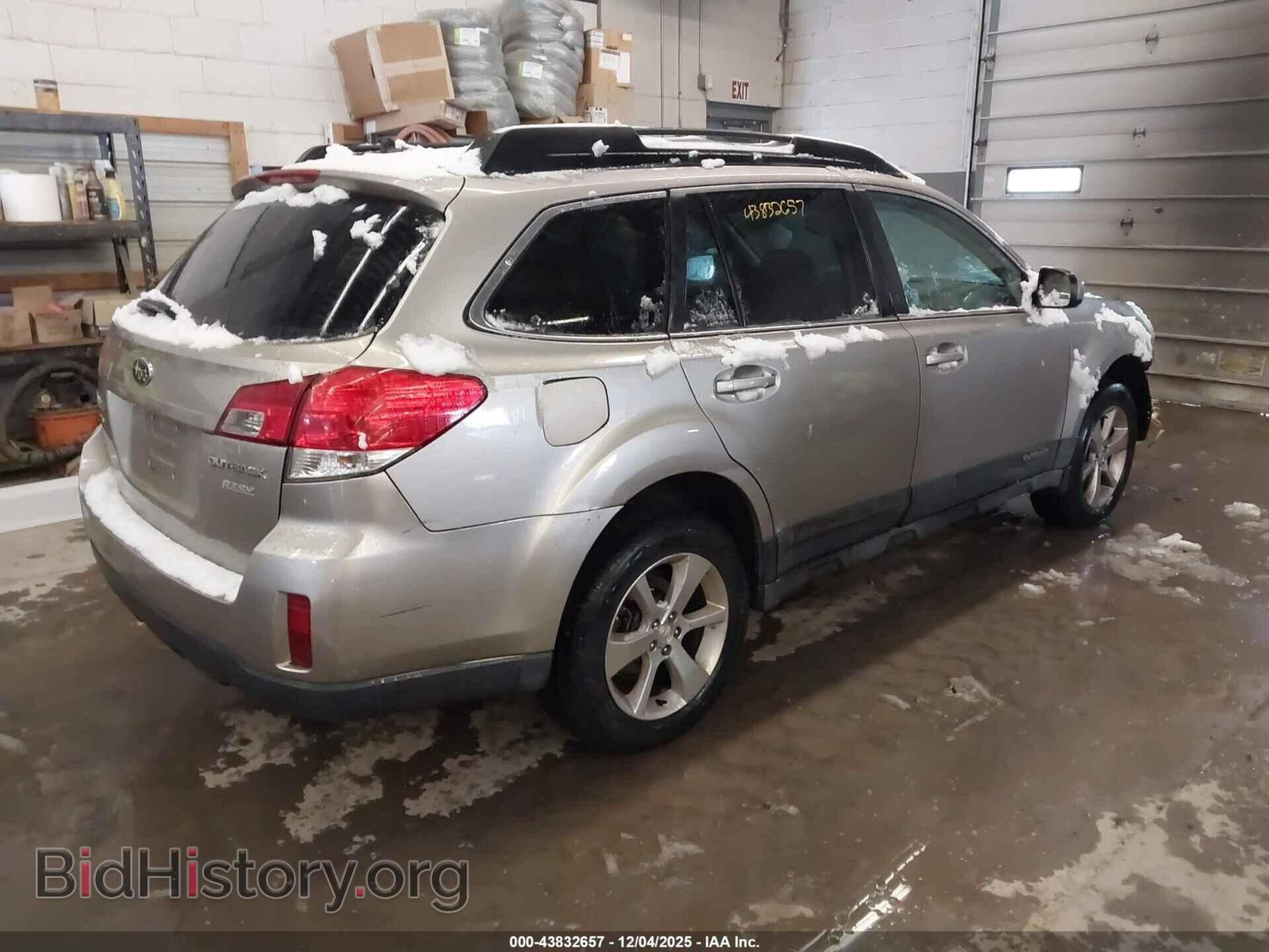2014 SUBARU OUTBACK - VIN: 4S4BRBLC5E3250335 - Фото 4