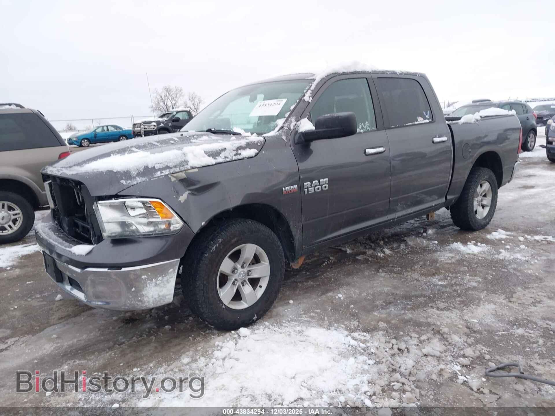 2018 RAM 1500 - VIN: 1C6RR7LT1JS288085 - Photo 2