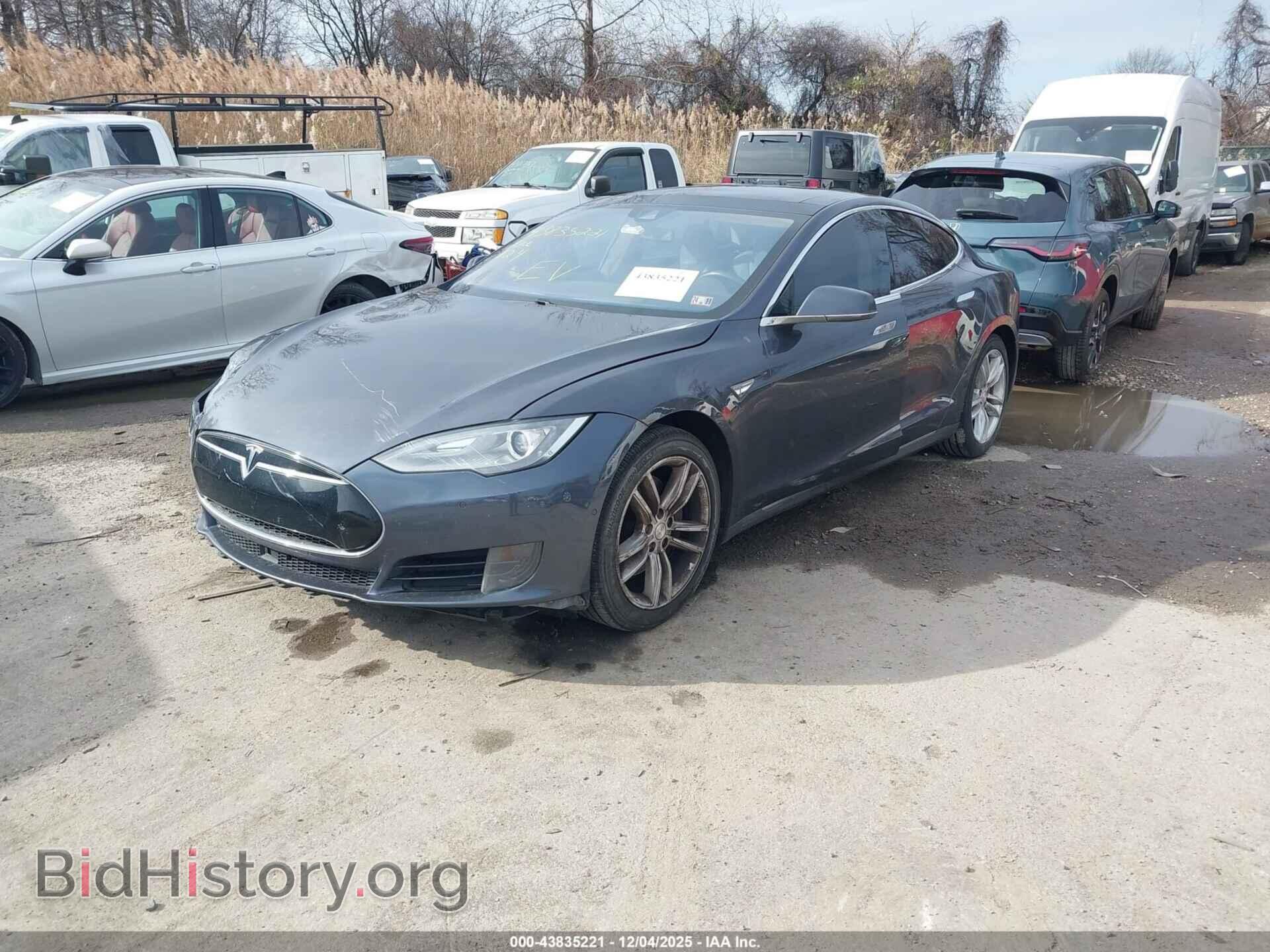 2015 TESLA MODEL S - VIN: 5YJSA1E12FF118221 - Photo 2