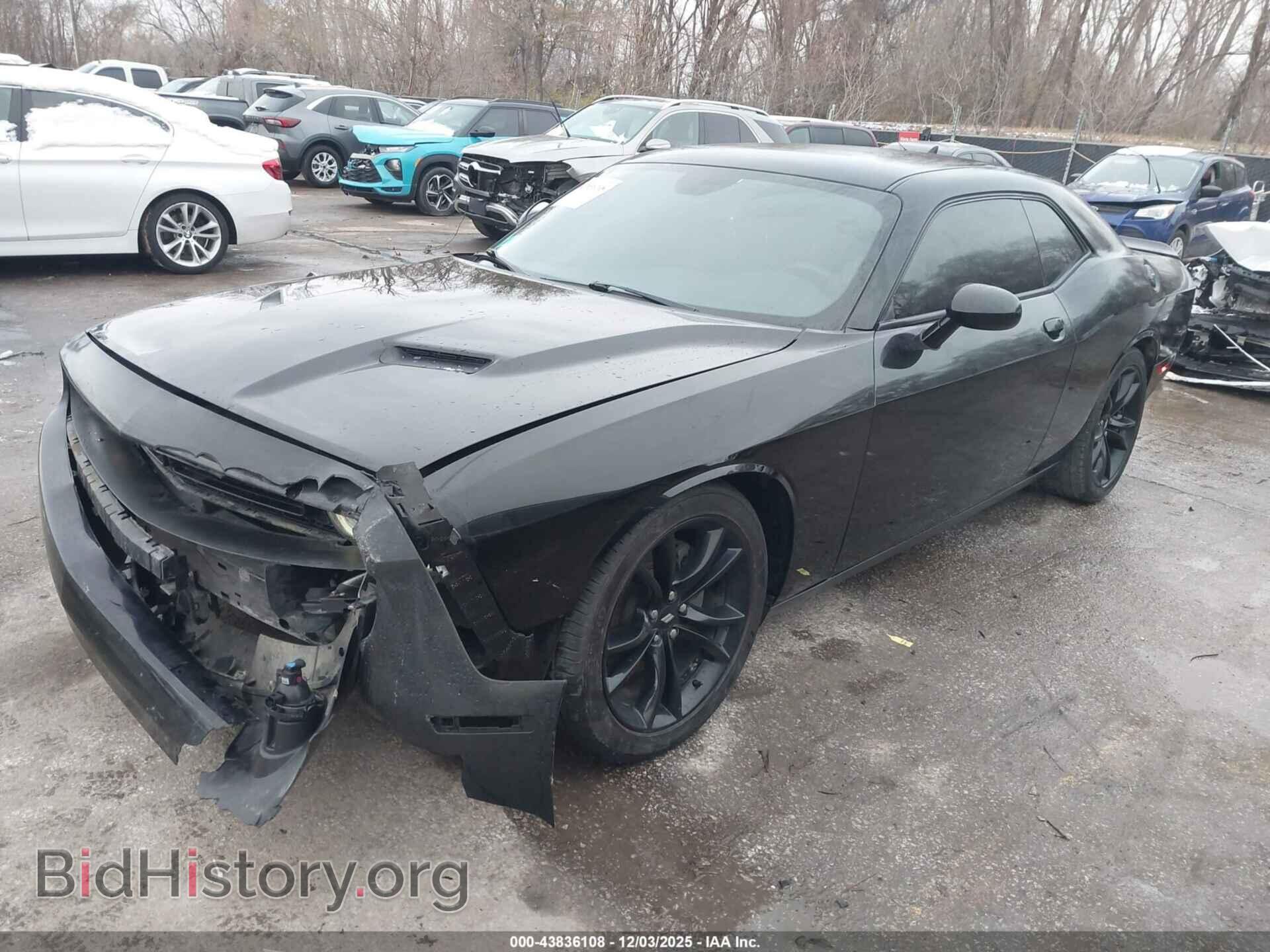 2017 DODGE CHALLENGER - VIN: 2C3CDZAG5HH566975 - Photo 2