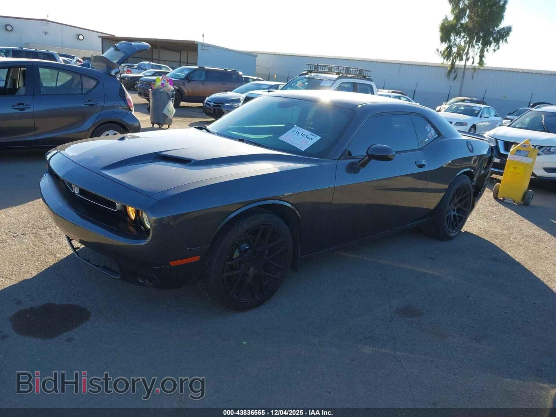 2019 DODGE CHALLENGER - VIN: 2C3CDZAG1KH731556 - Фото 2