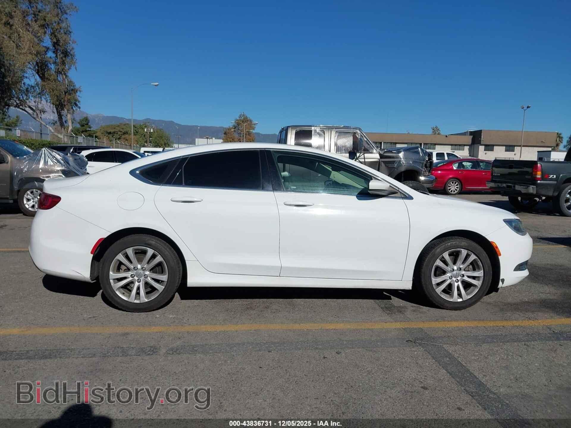 2015 CHRYSLER 200 - VIN: 1C3CCCAB3FN666906 - Фото 13