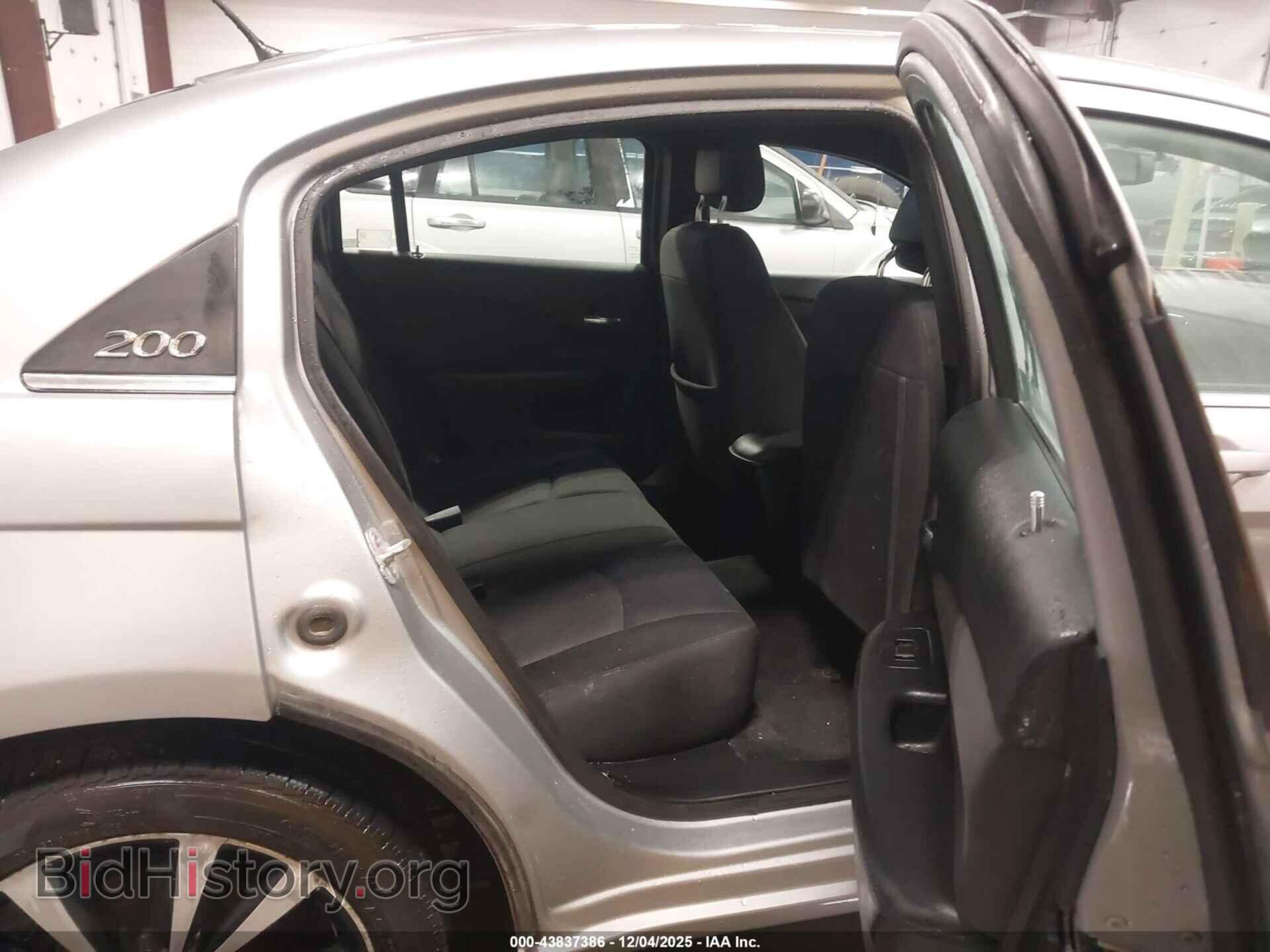2013 CHRYSLER 200 - VIN: 1C3CCBBG3DN716530 - Photo 8