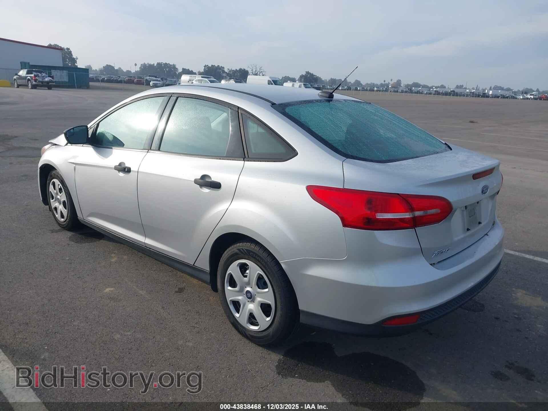 2018 FORD FOCUS - VIN: 1FADP3E22JL230606 - Photo 3