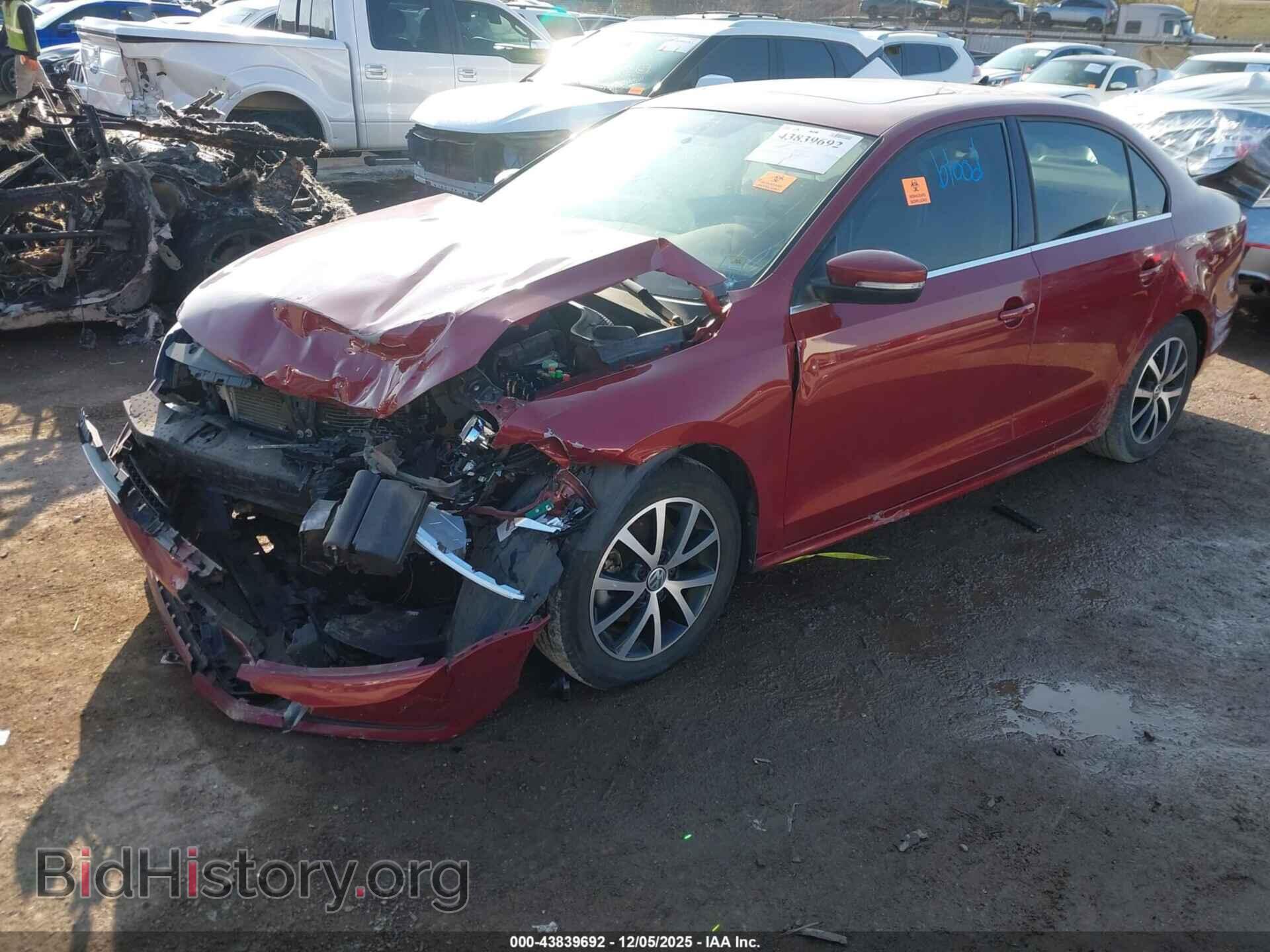 2017 VOLKSWAGEN JETTA - VIN: 3VWDB7AJ4HM323713 - Фото 2