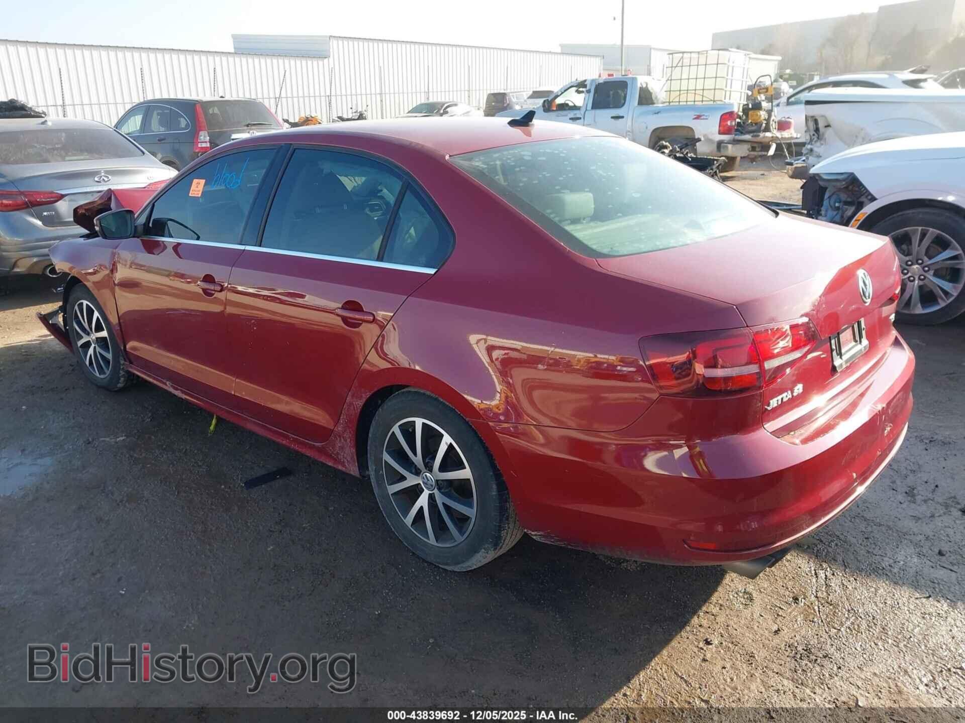 2017 VOLKSWAGEN JETTA - VIN: 3VWDB7AJ4HM323713 - Фото 3