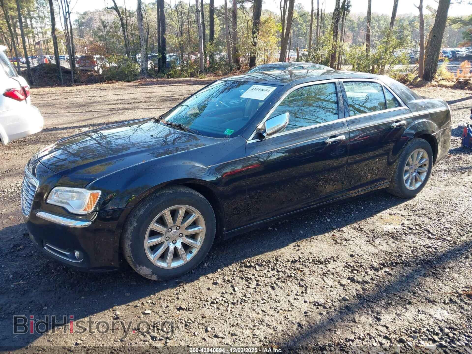 2012 CHRYSLER 300C - VIN: 2C3CCAET8CH141206 - Фото 2