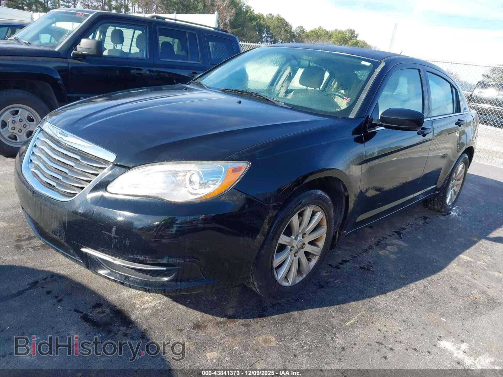 2013 CHRYSLER 200 - VIN: 1C3CCBBB2DN505338 - Фото 2