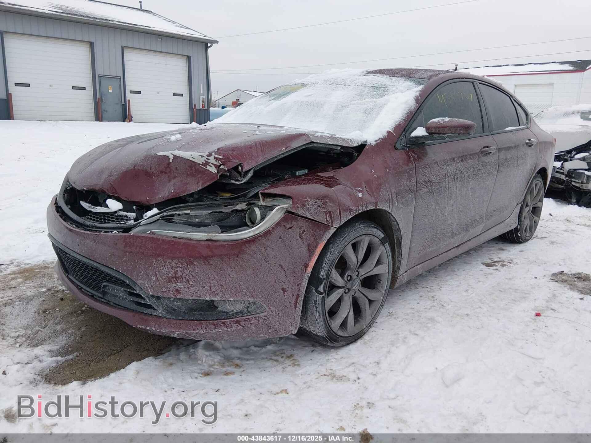 2016 CHRYSLER 200 - VIN: 1C3CCCBB3GN141697 - Фото 2