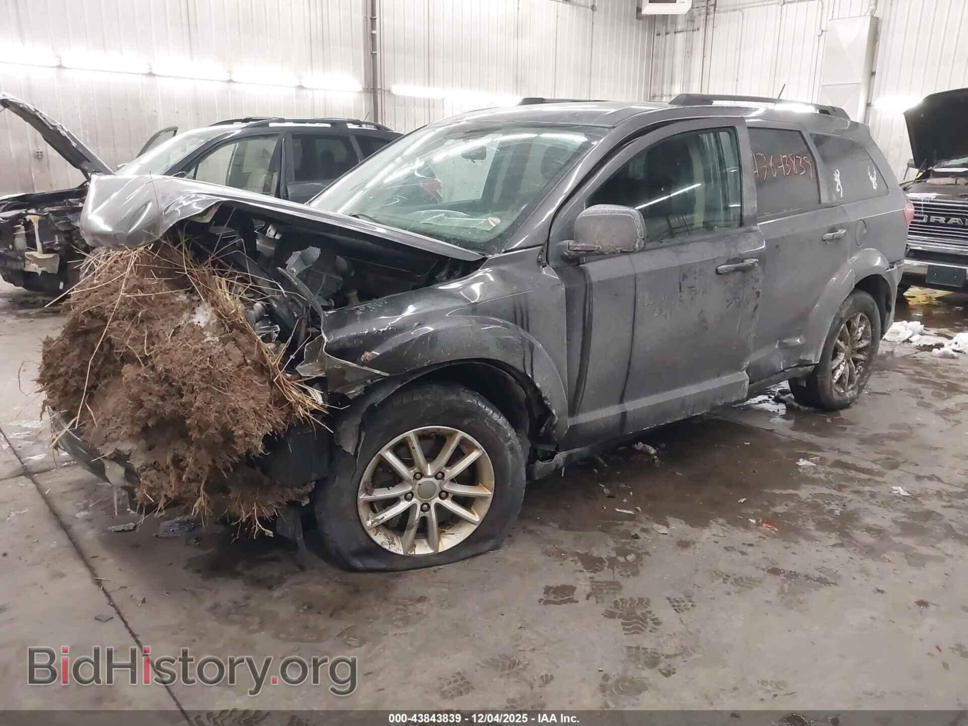 2017 DODGE JOURNEY - VIN: 3C4PDDBG2HT677893 - Фото 2