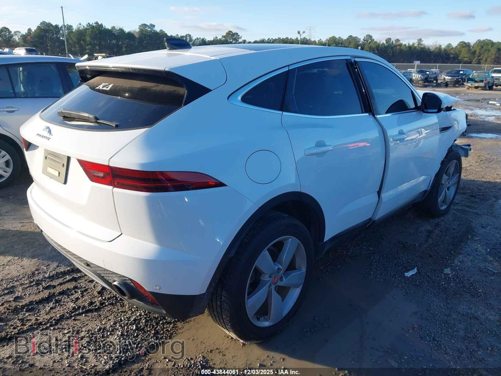 2022 JAGUAR E-PACE - VIN: SADFP2FX6N1028834 - Photo 4