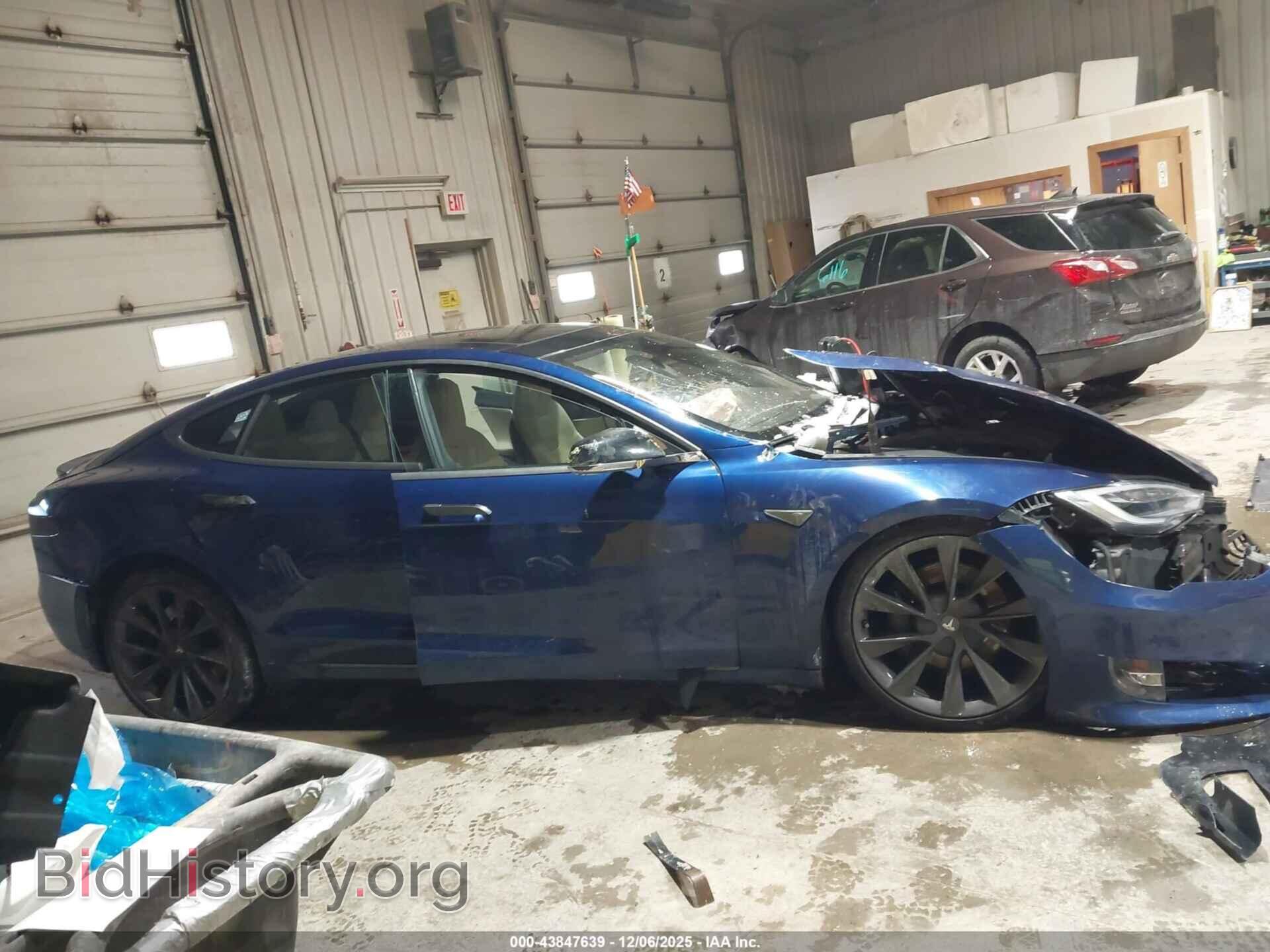 2016 TESLA MODEL S - VIN: 5YJSA1E29GF155339 - Фото 13