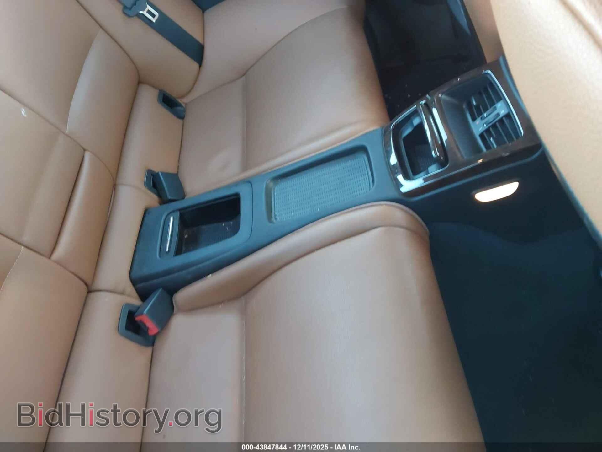 2012 BMW 328I - VIN: WBAKF5C55CE657277 - Фото 8