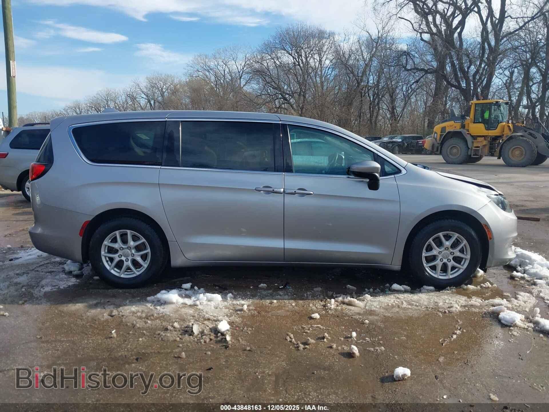 2017 CHRYSLER PACIFICA - VIN: 2C4RC1DG0HR747952 - Фото 13